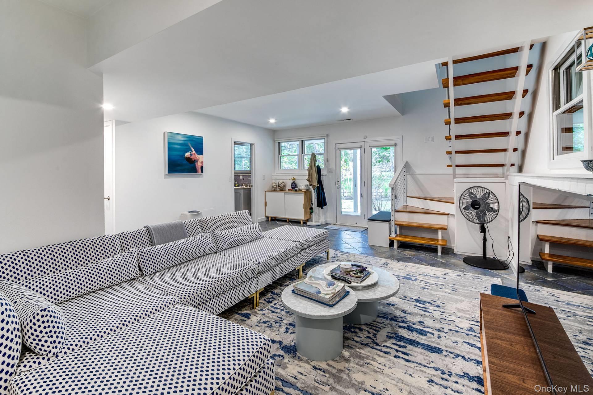 29 Runnymeade Drive, East Hampton, NY 11937