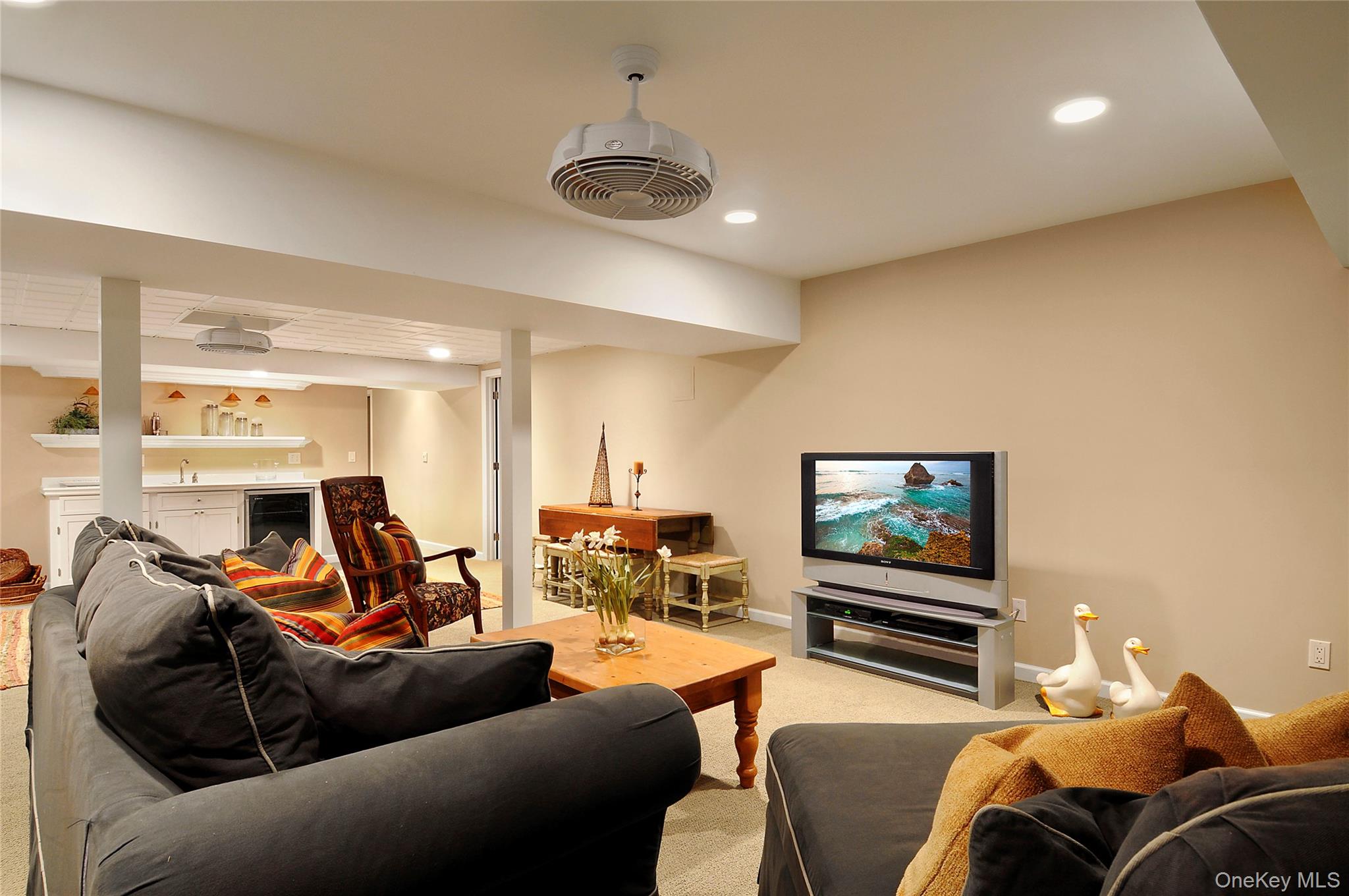 492 East Hampton Sag Harbor Turnpike, East Hampton, NY 11975