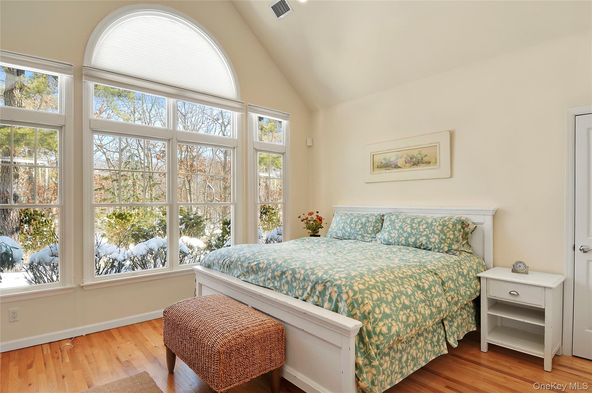 492 East Hampton Sag Harbor Turnpike, East Hampton, NY 11975