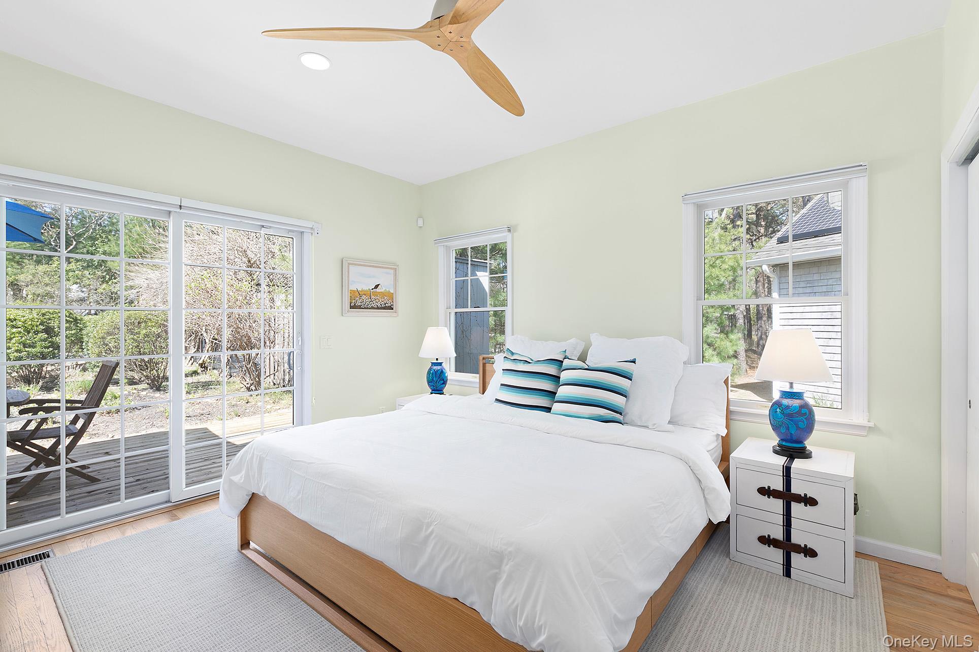 492 East Hampton Sag Harbor Turnpike, East Hampton, NY 11975