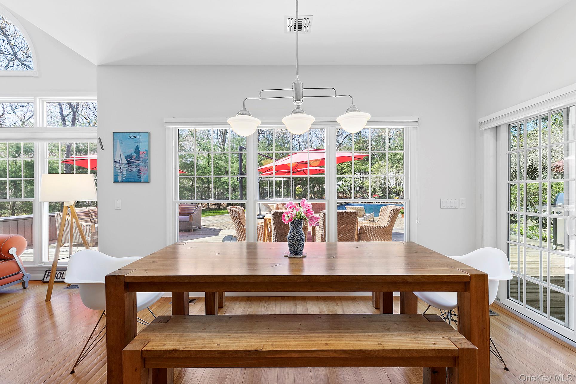 492 East Hampton Sag Harbor Turnpike, East Hampton, NY 11975