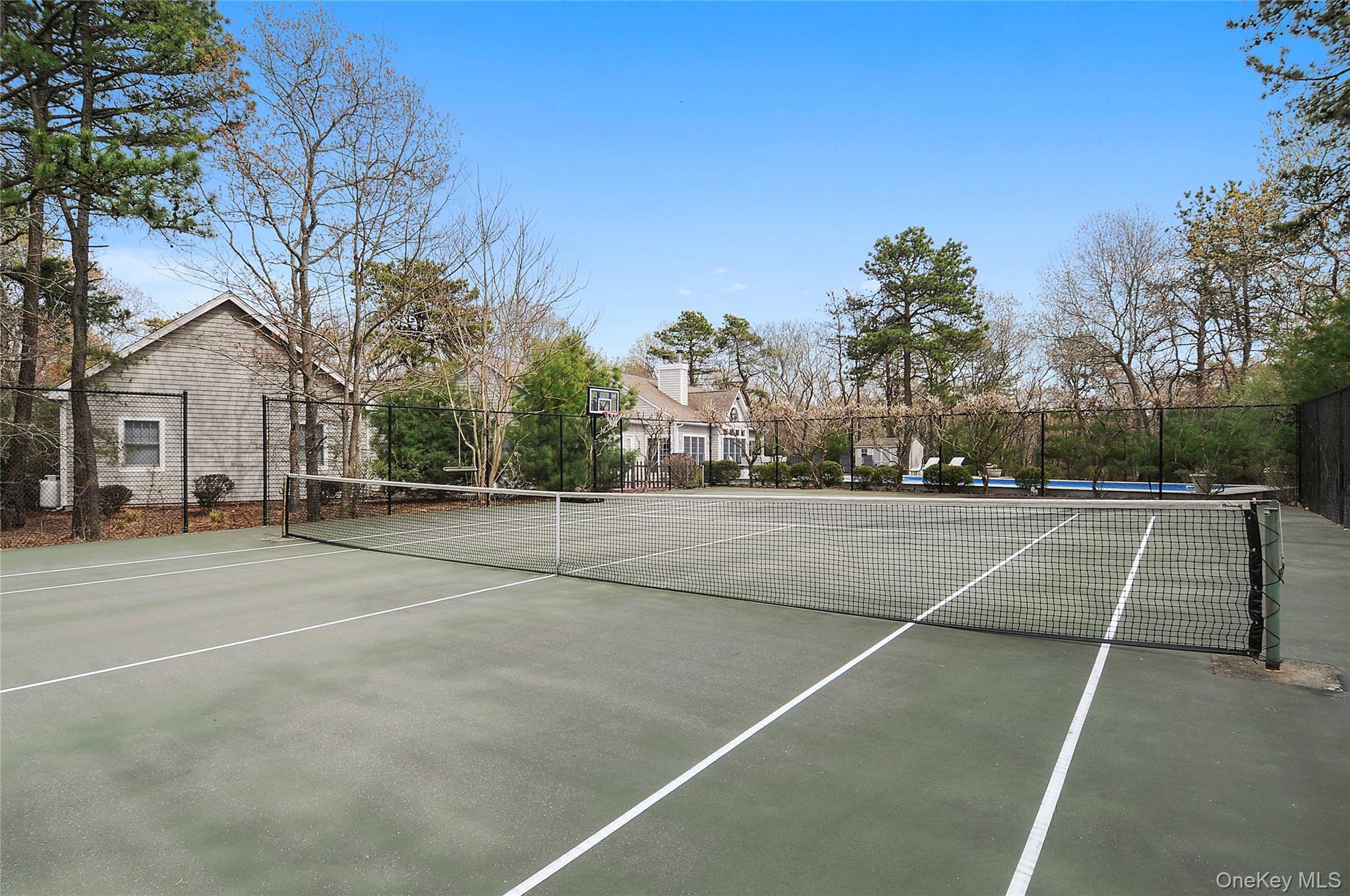 492 East Hampton Sag Harbor Turnpike, East Hampton, NY 11975