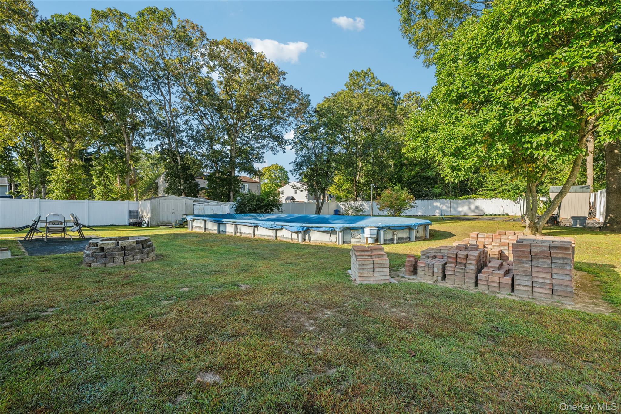 27 Parkridge Circle, Port Jefferson Station, NY 11776