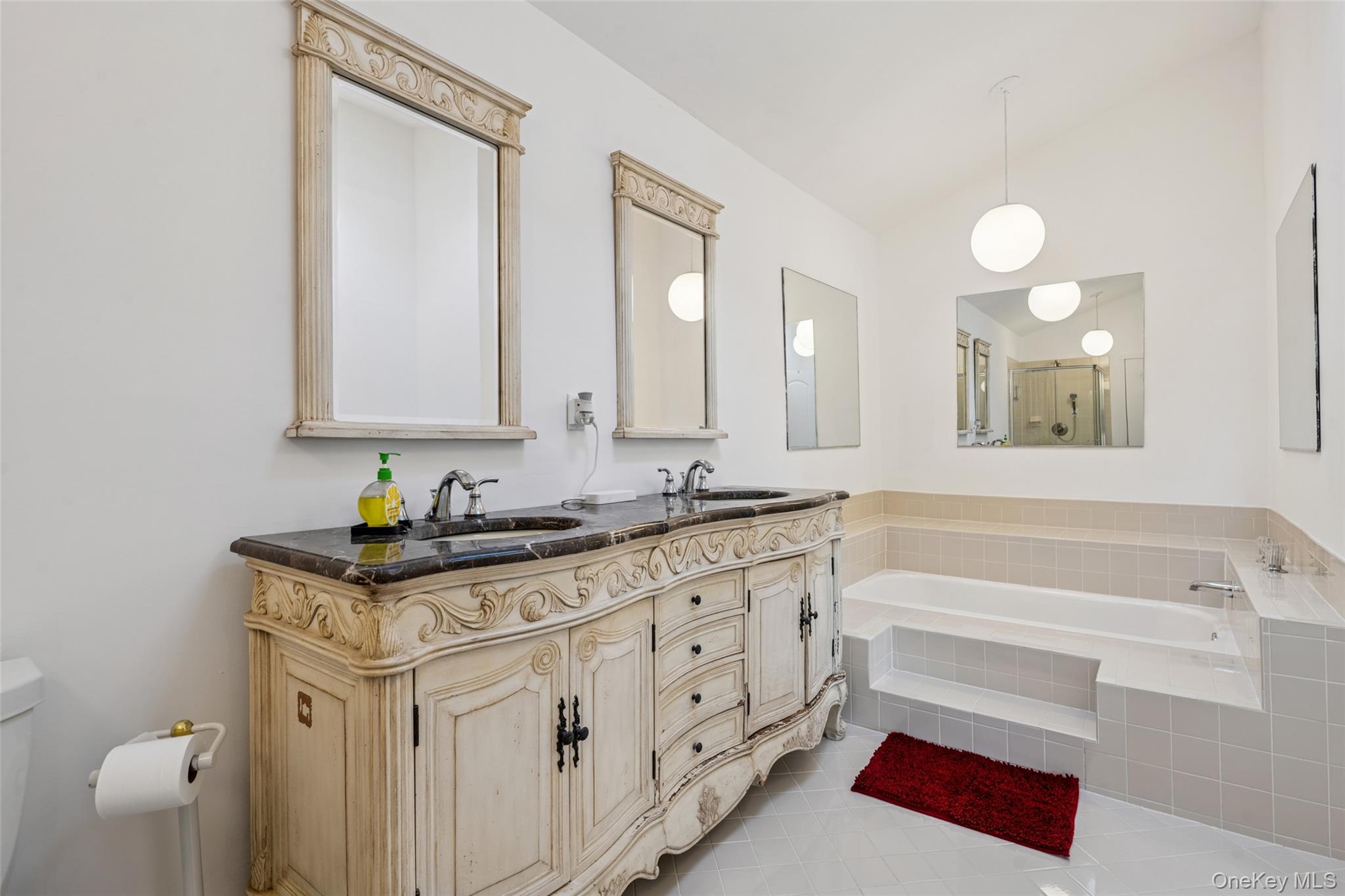 27 Parkridge Circle, Port Jefferson Station, NY 11776