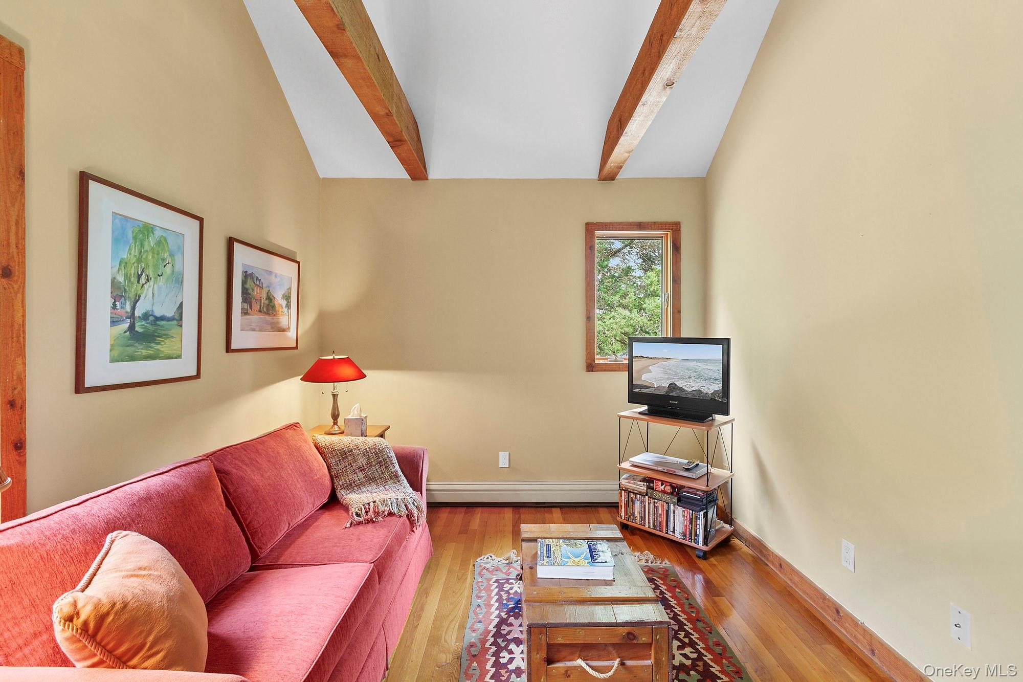 4528 Noyac Road, Sag Harbor, NY 11963