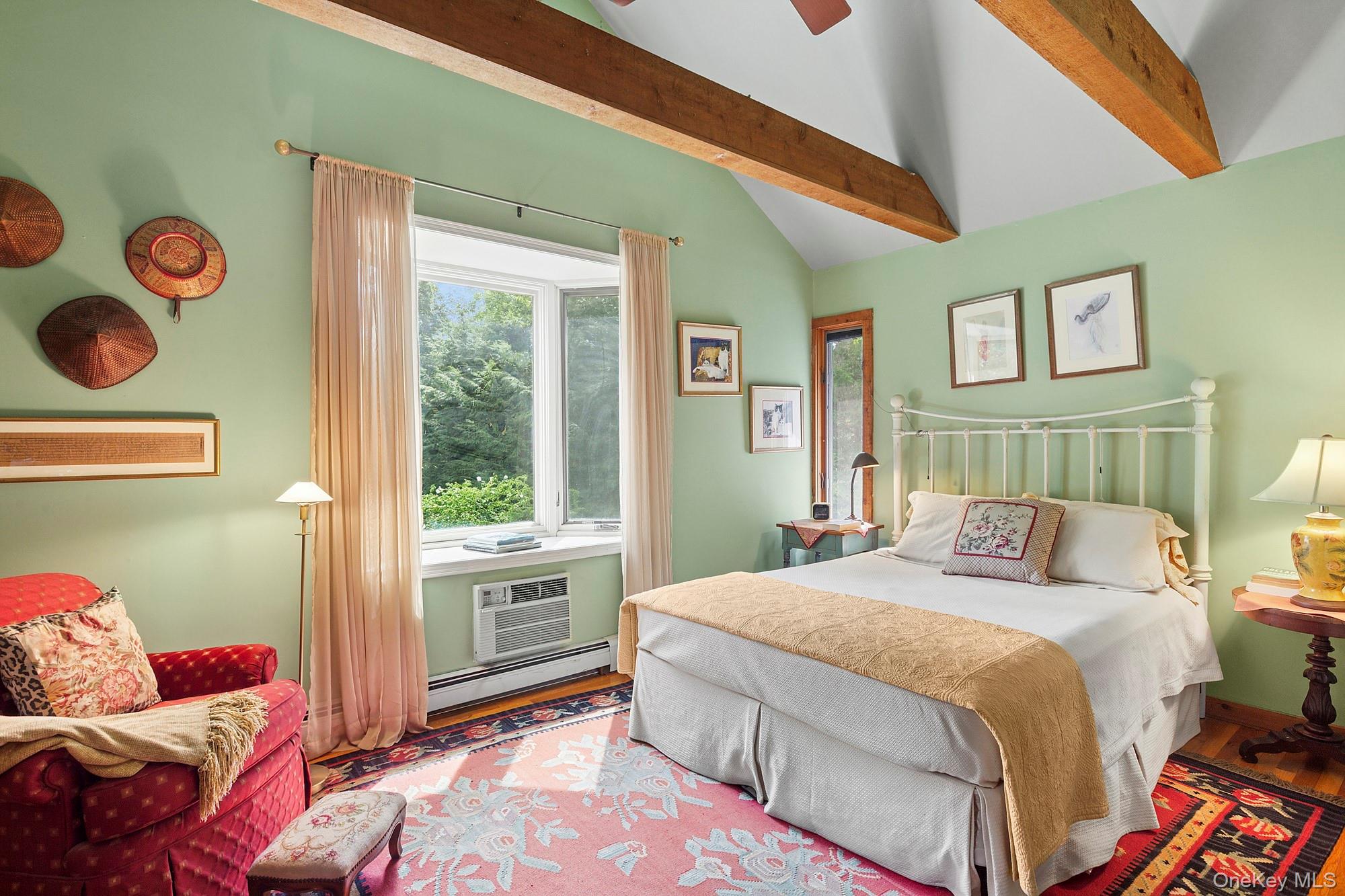 4528 Noyac Road, Sag Harbor, NY 11963