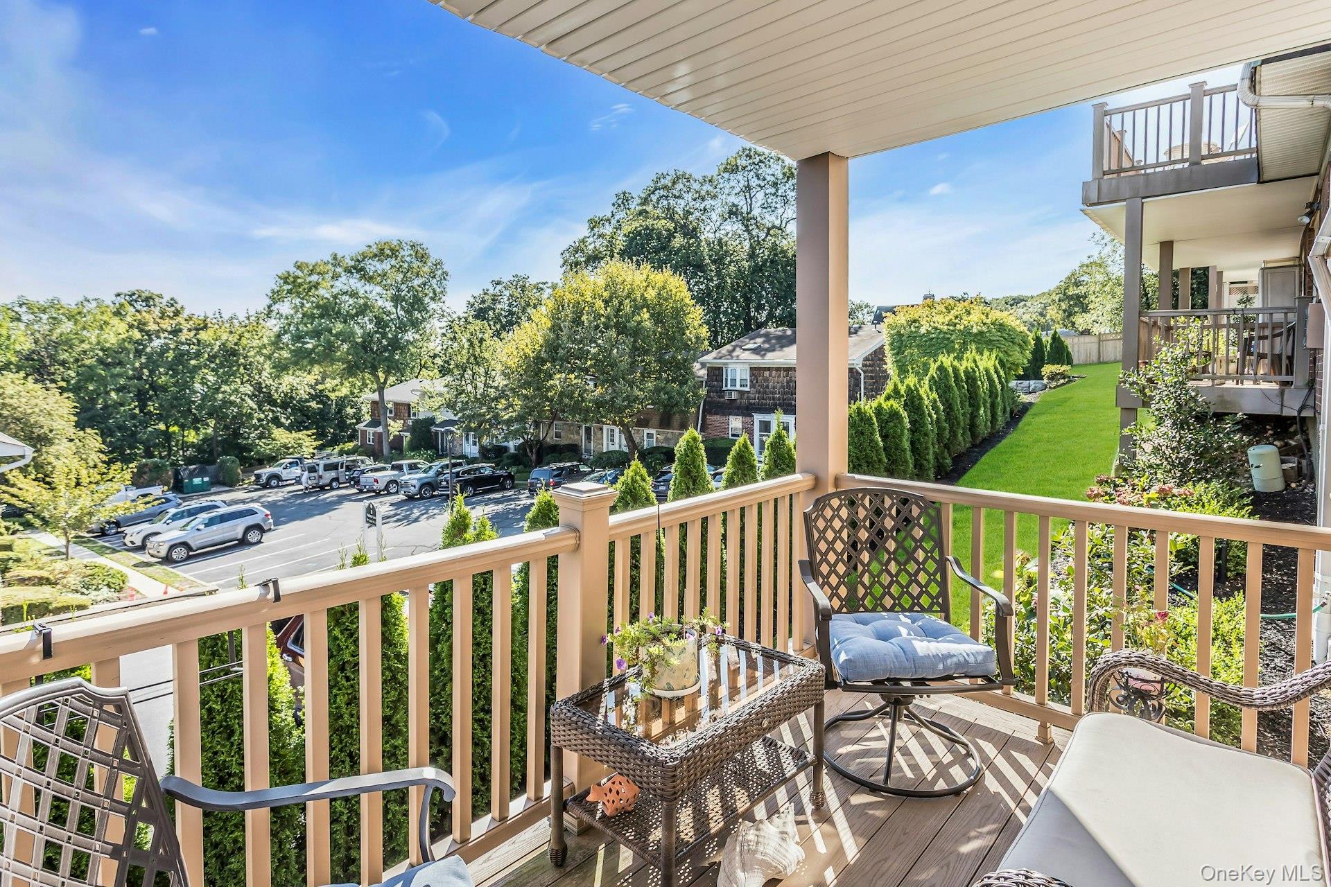 11 Harbour Lane # 1A, Oyster Bay, NY 11771