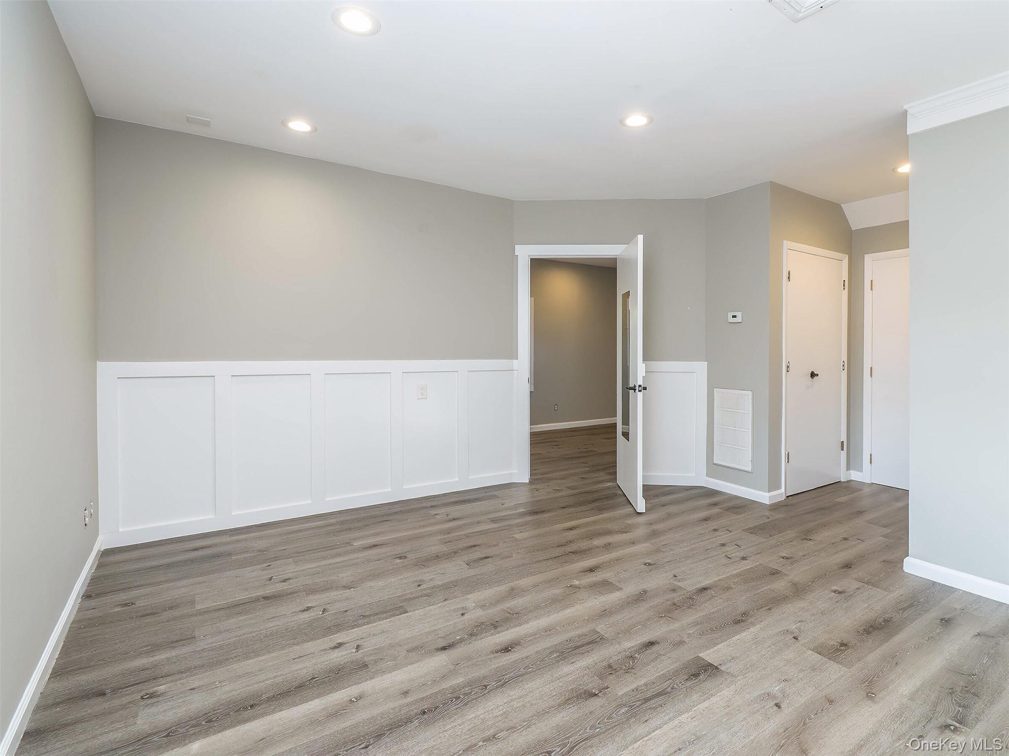 49 Glen Head Road # 2nd Floor, Glen Head, NY 11545