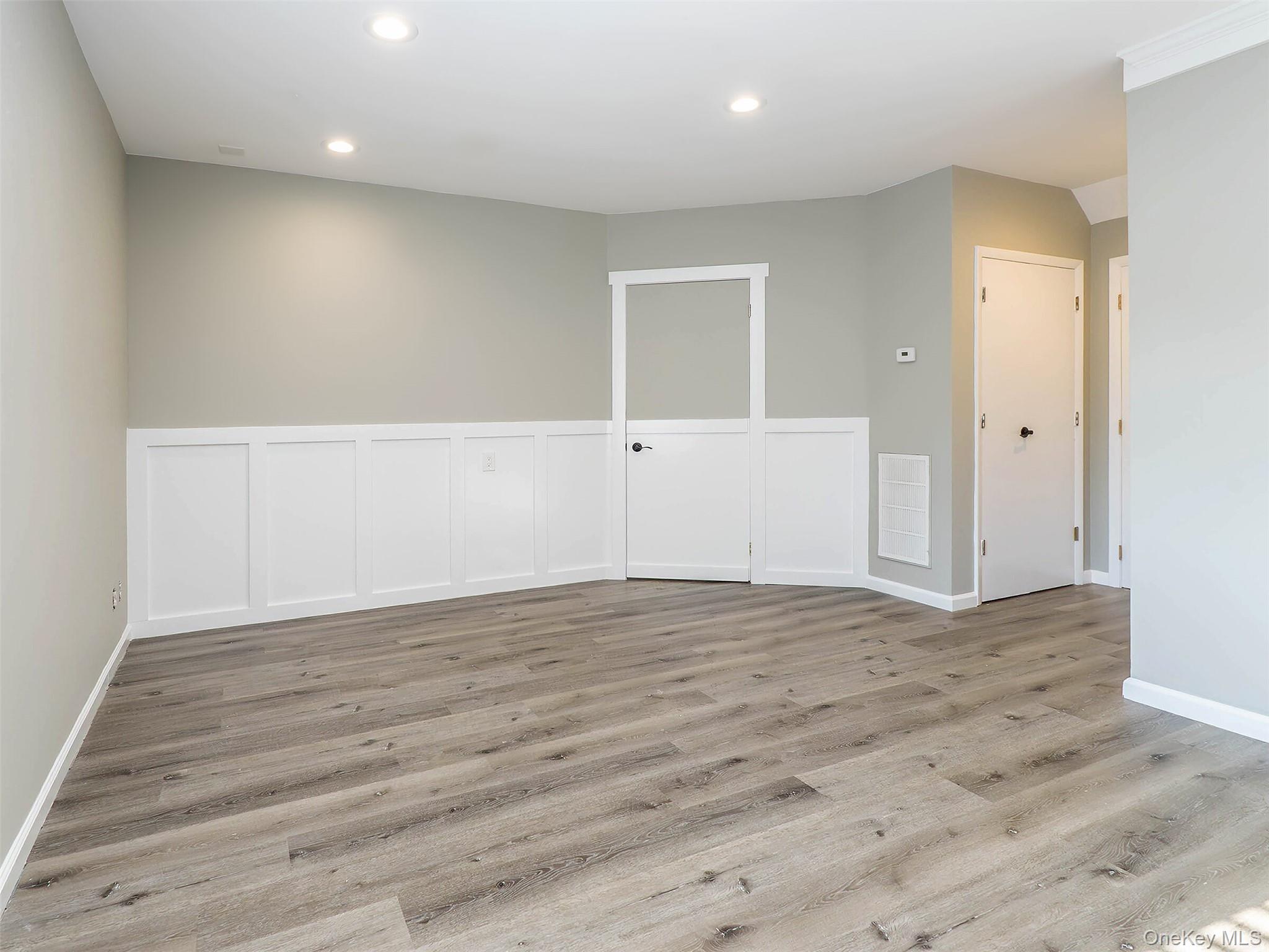 49 Glen Head Road # 2nd Floor, Glen Head, NY 11545