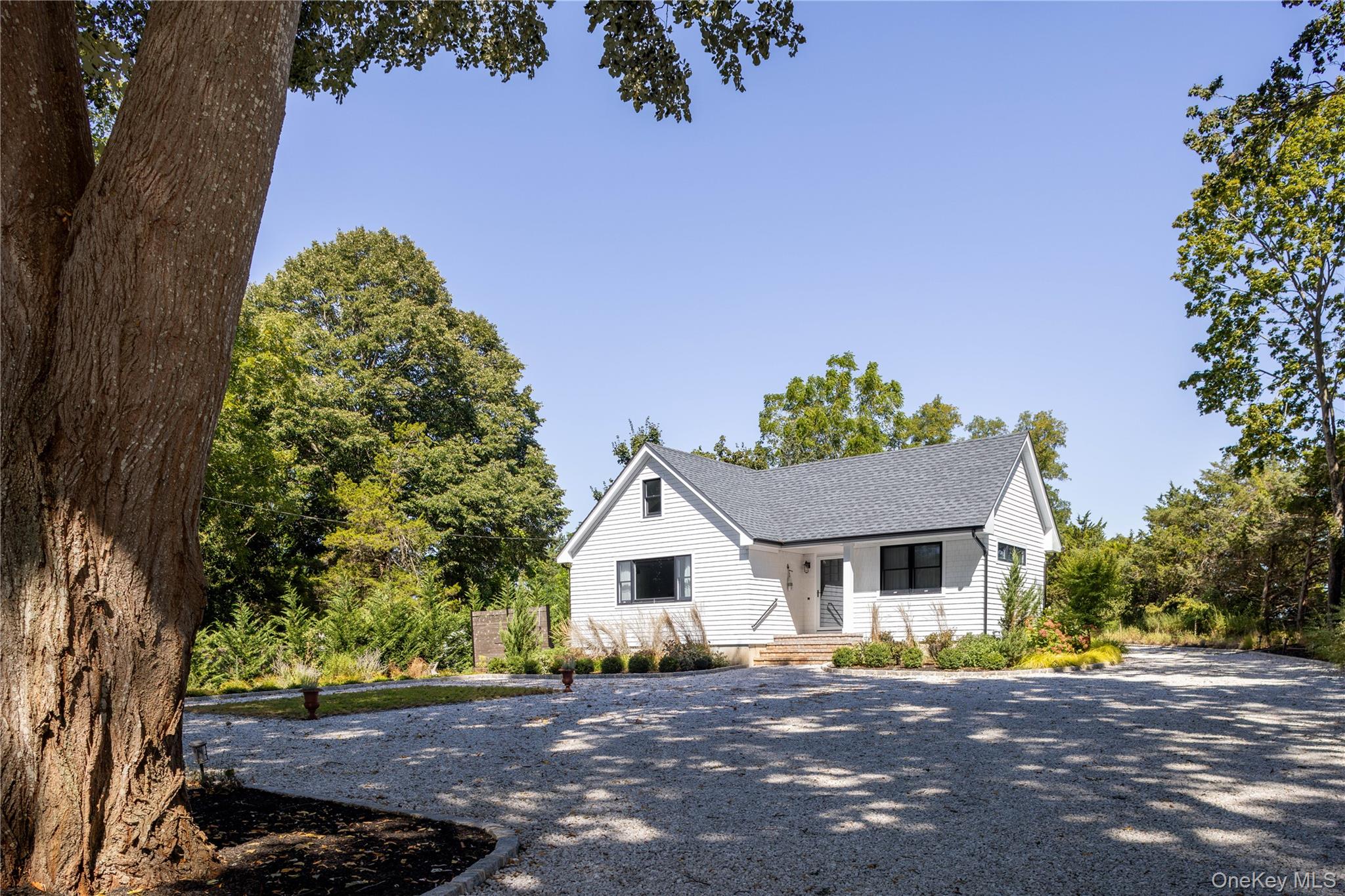 1260 Main Road, Jamesport, NY 11901