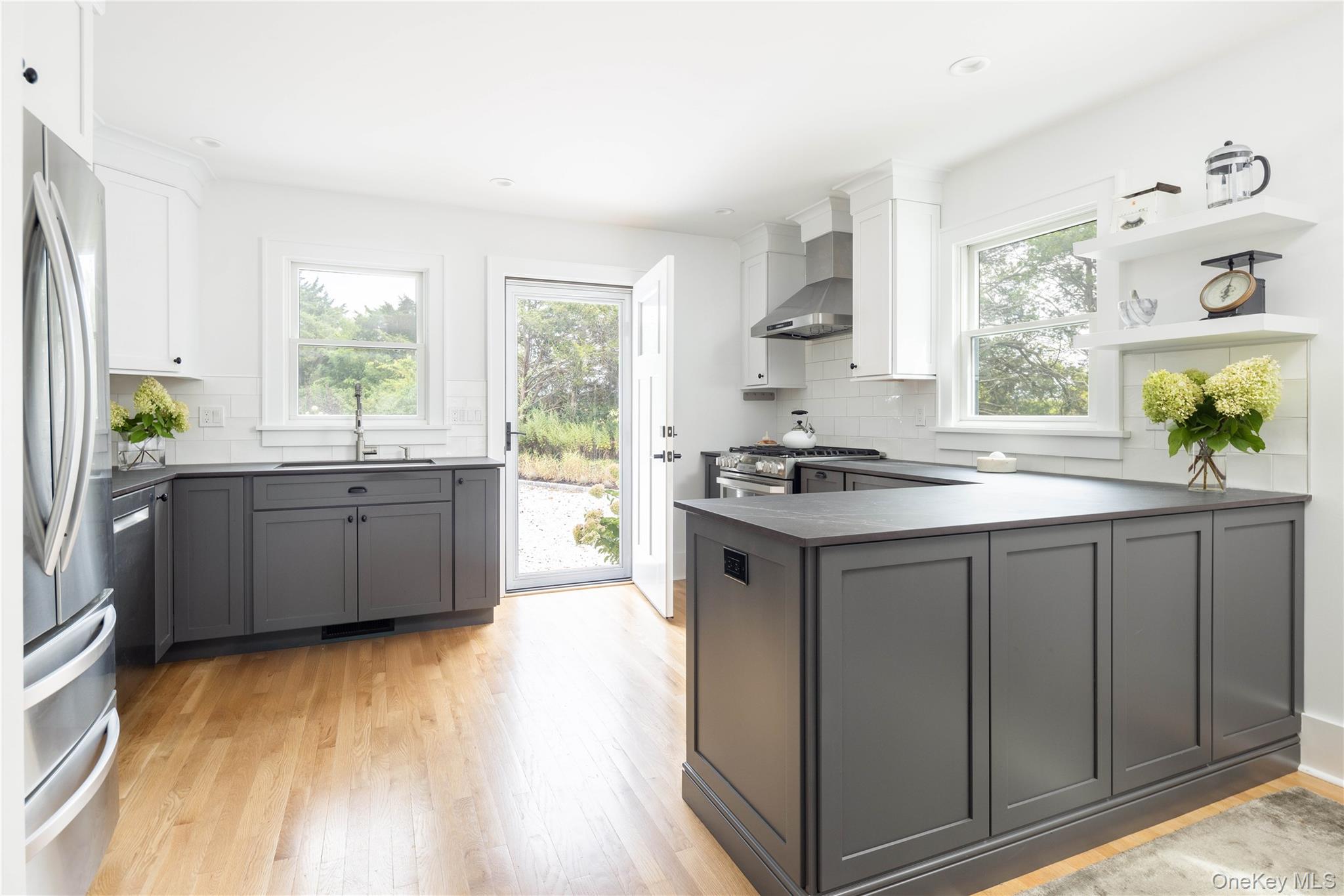 1260 Main Road, Jamesport, NY 11901