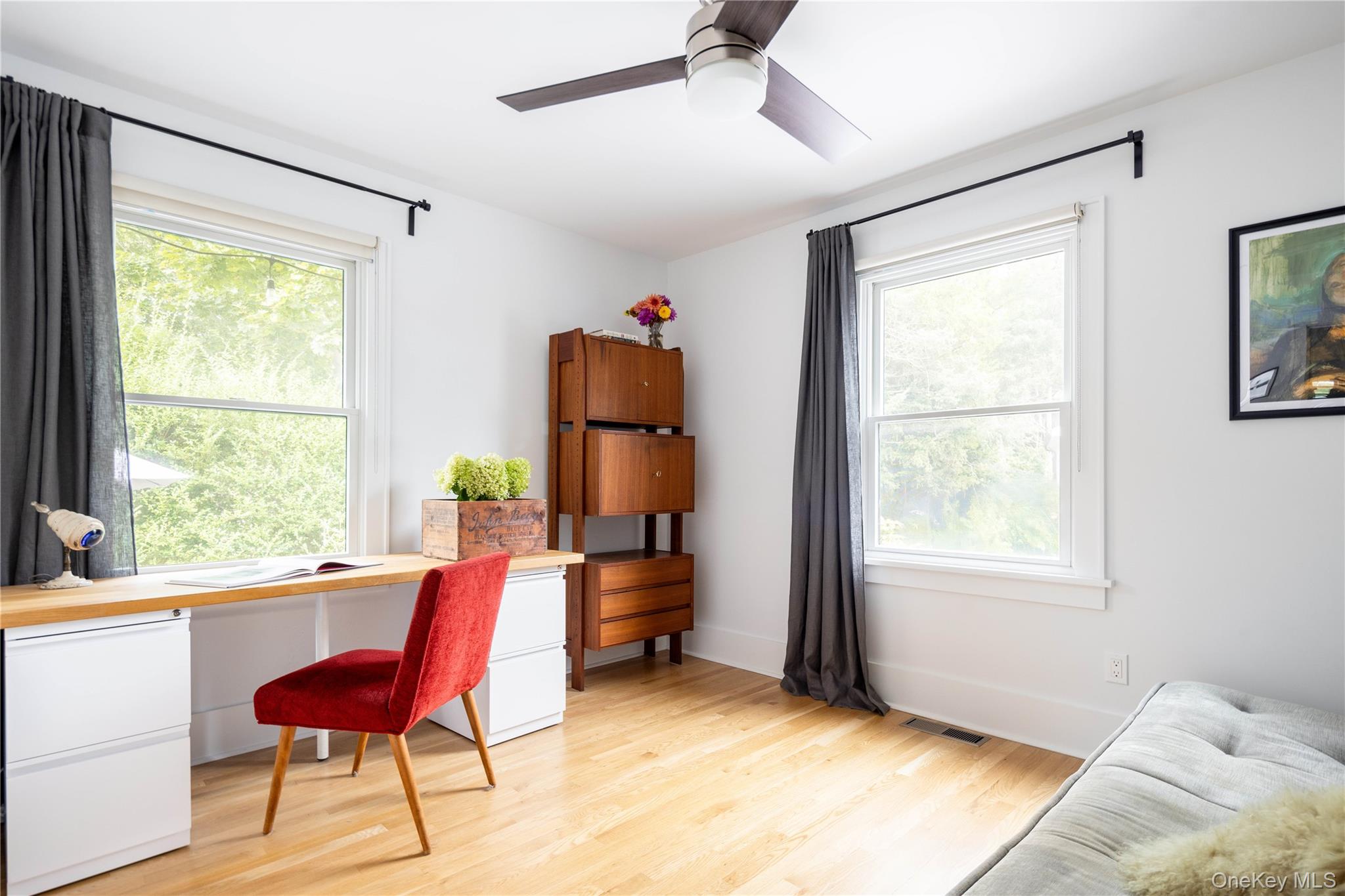 1260 Main Road, Jamesport, NY 11901