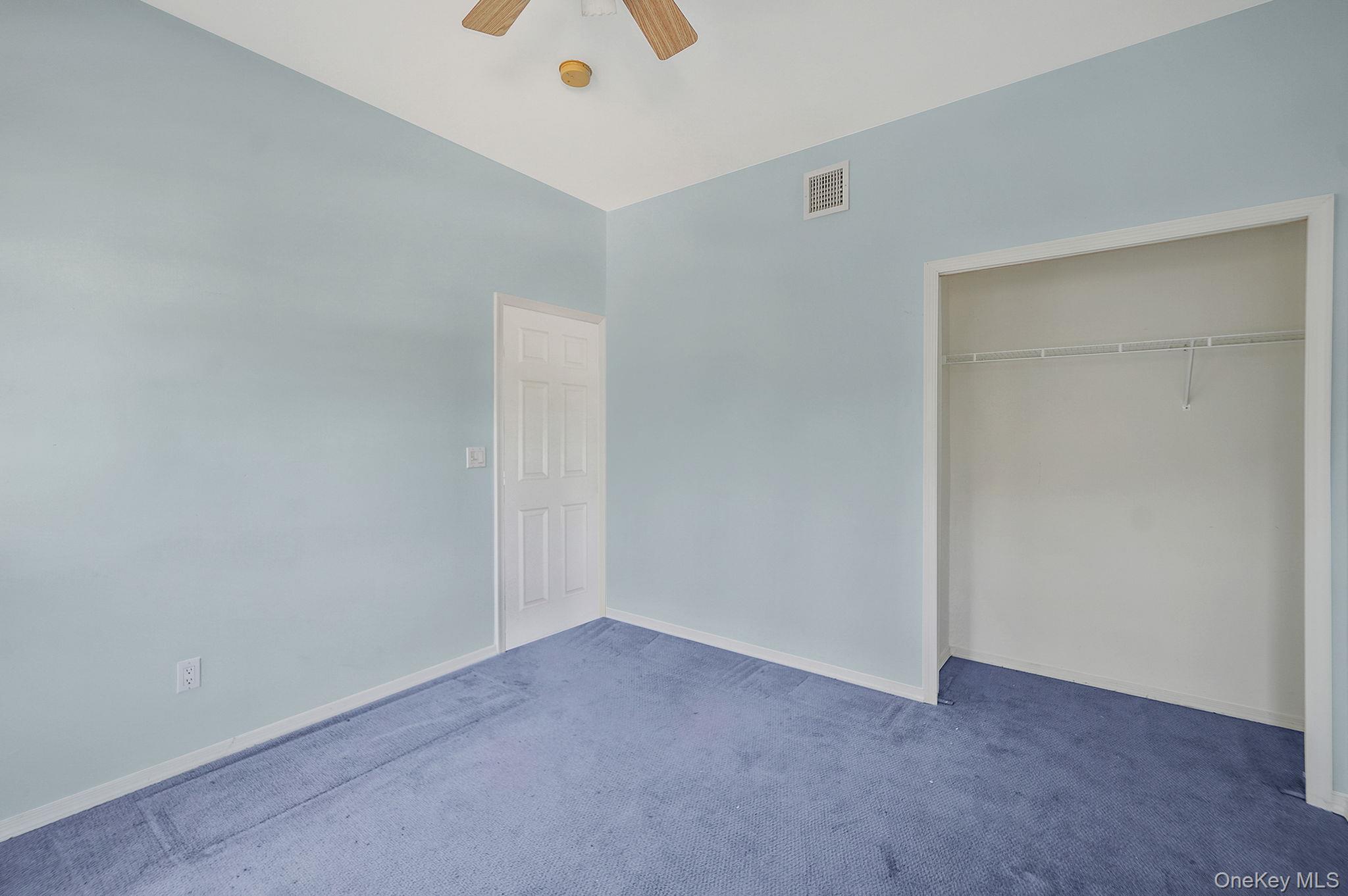 51 Gaetano Lane N, Coram, NY 11727