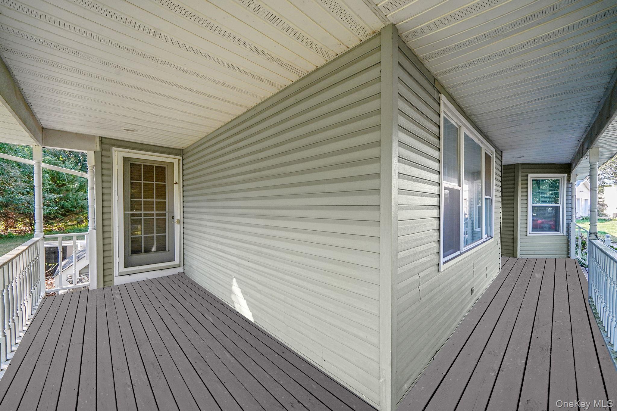 51 Gaetano Lane N, Coram, NY 11727