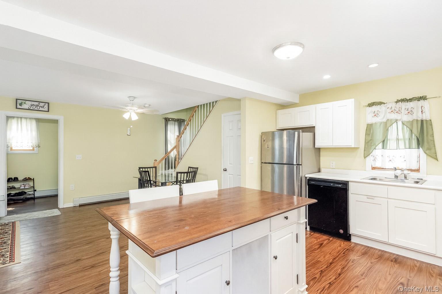 116 Frank Ct Court, Brooklyn, NY 11229