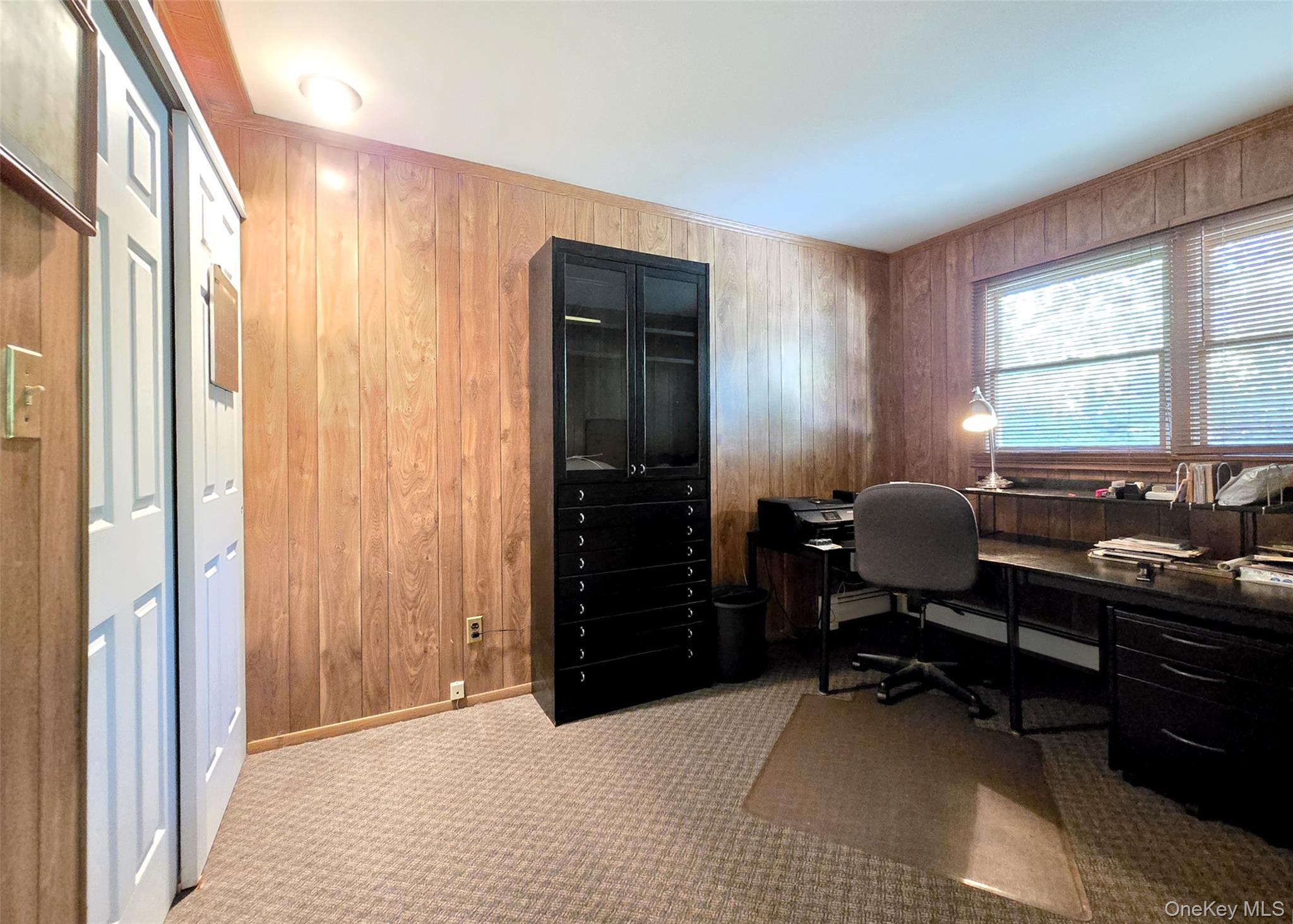 30 Elizabeth Way, Ridge, NY 11961