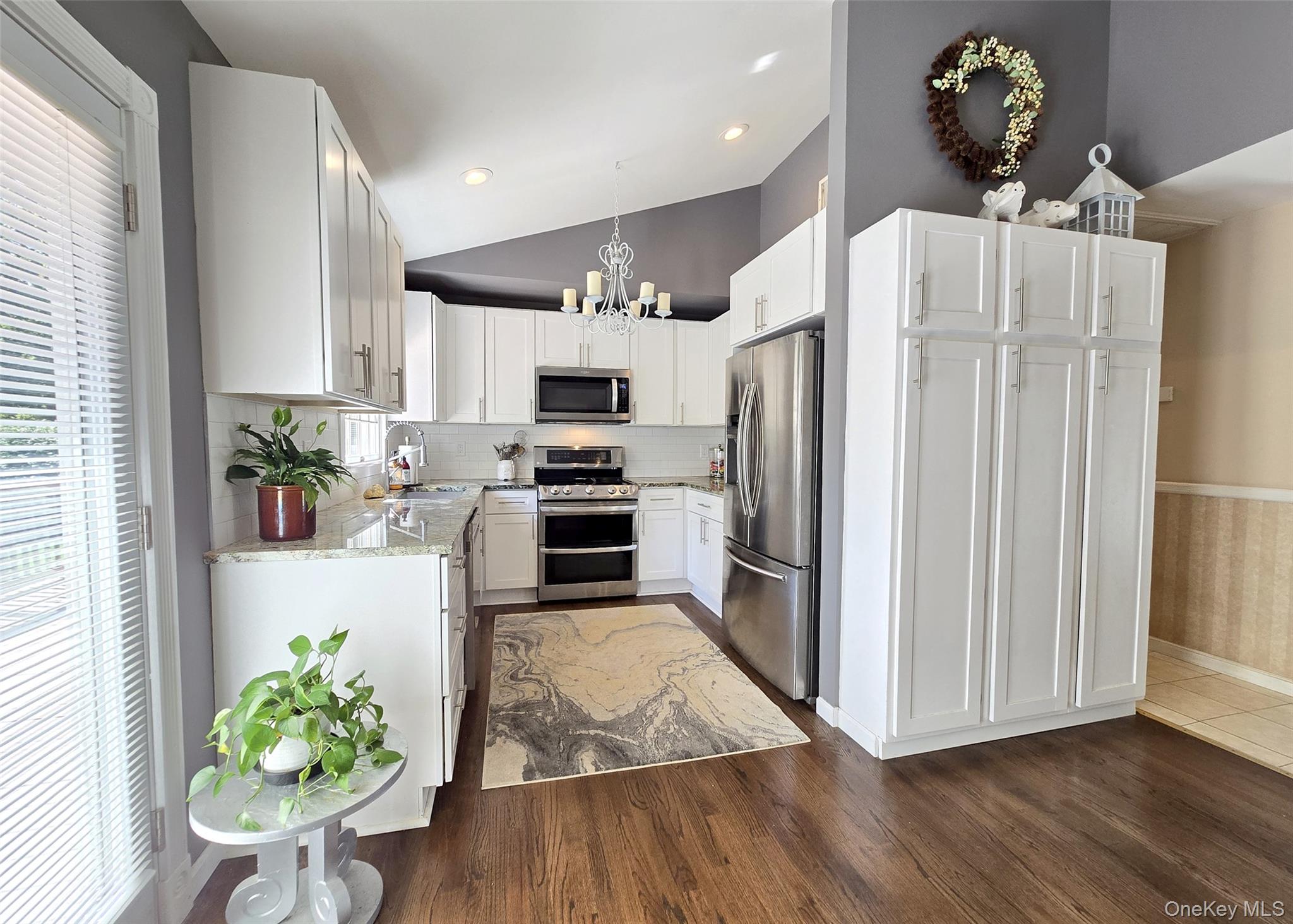 30 Elizabeth Way, Ridge, NY 11961