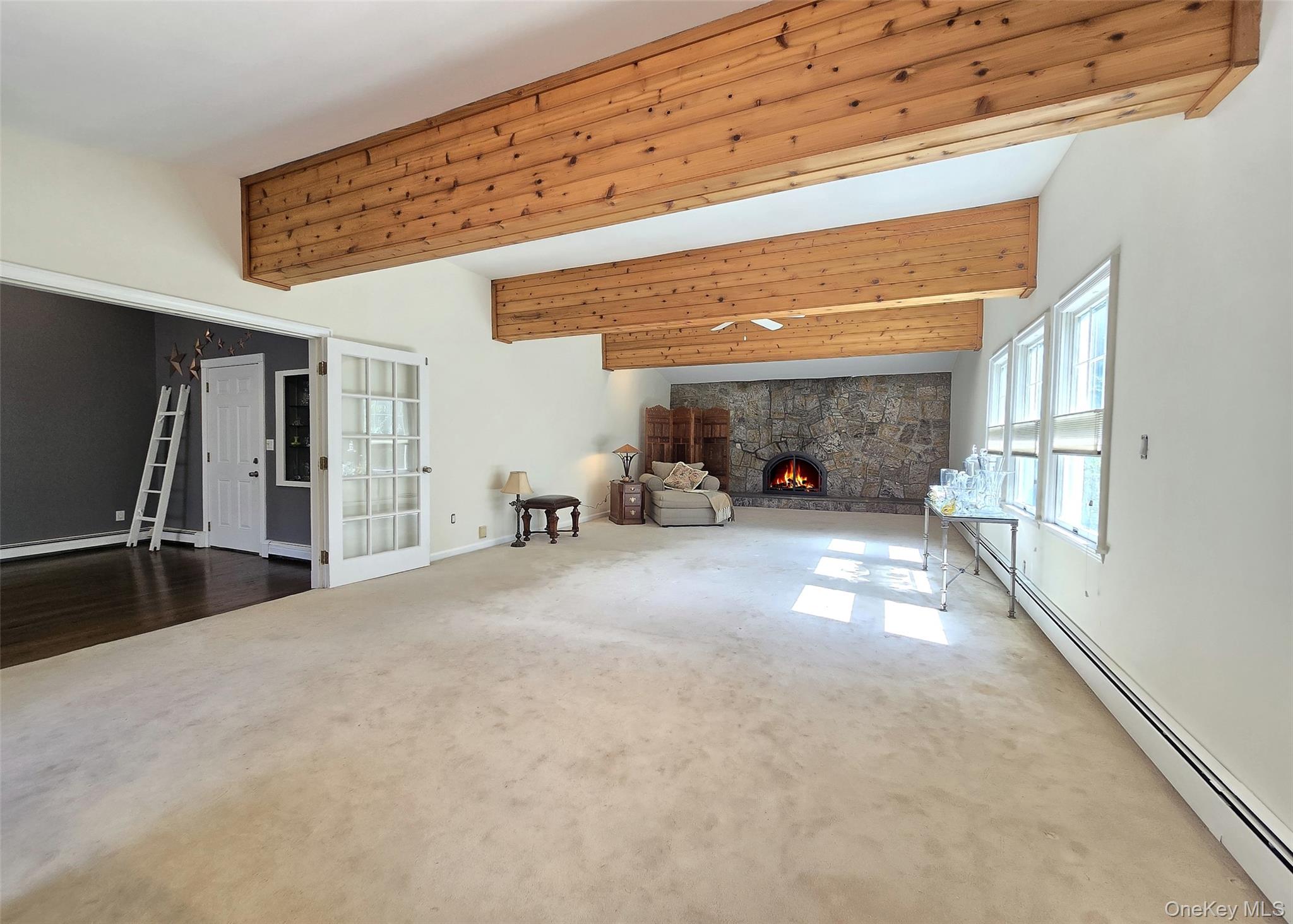 30 Elizabeth Way, Ridge, NY 11961