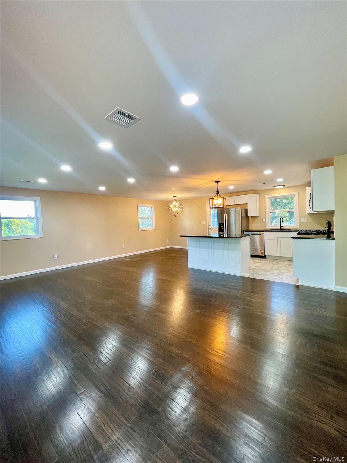 5 Bordens Road, Johnson, NY 10933