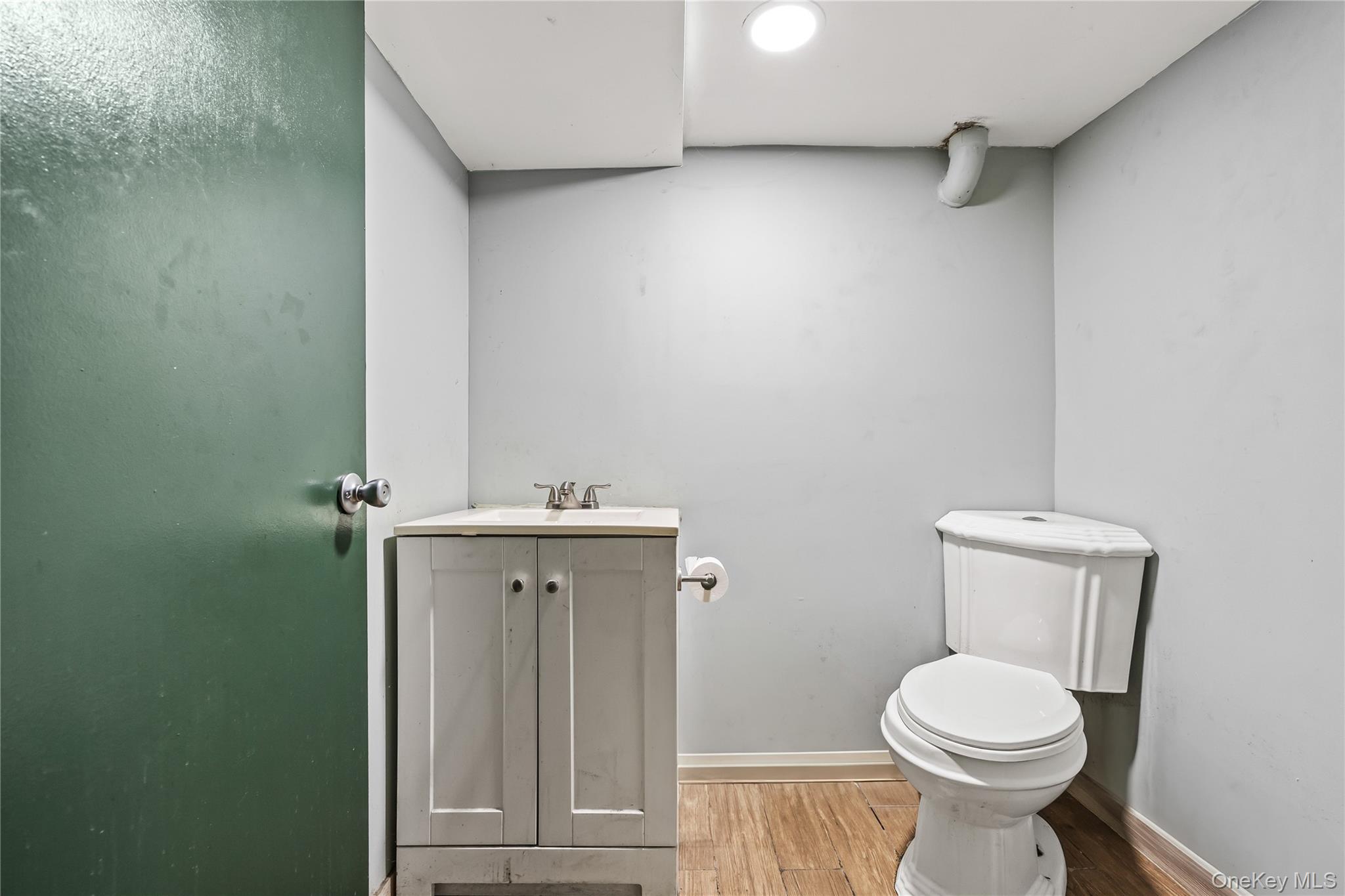 120 S 2nd Street, New Hyde Park, NY 11040