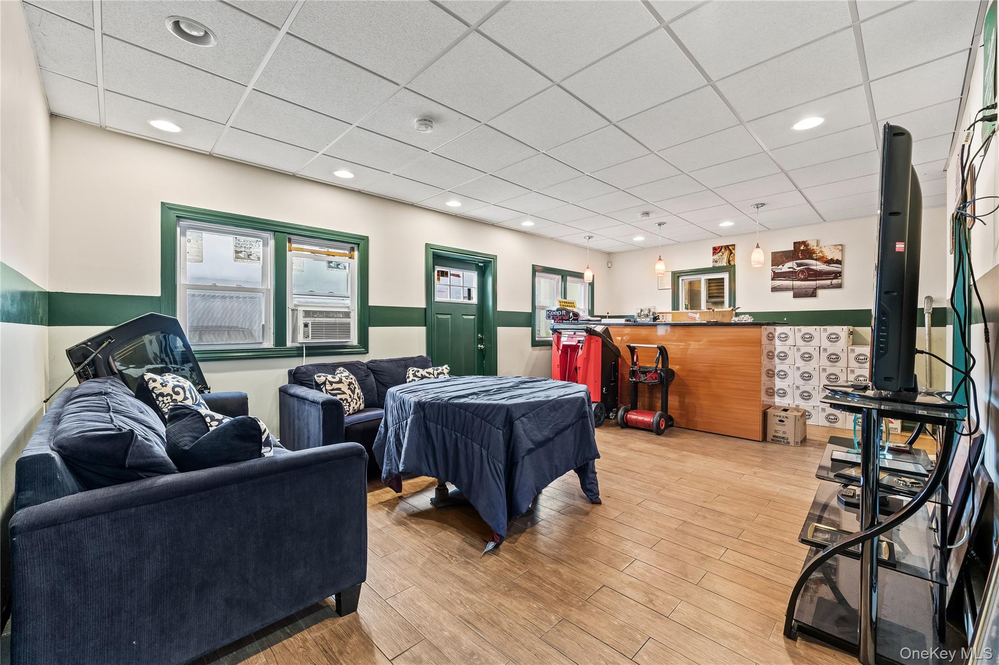 120 S 2nd Street, New Hyde Park, NY 11040