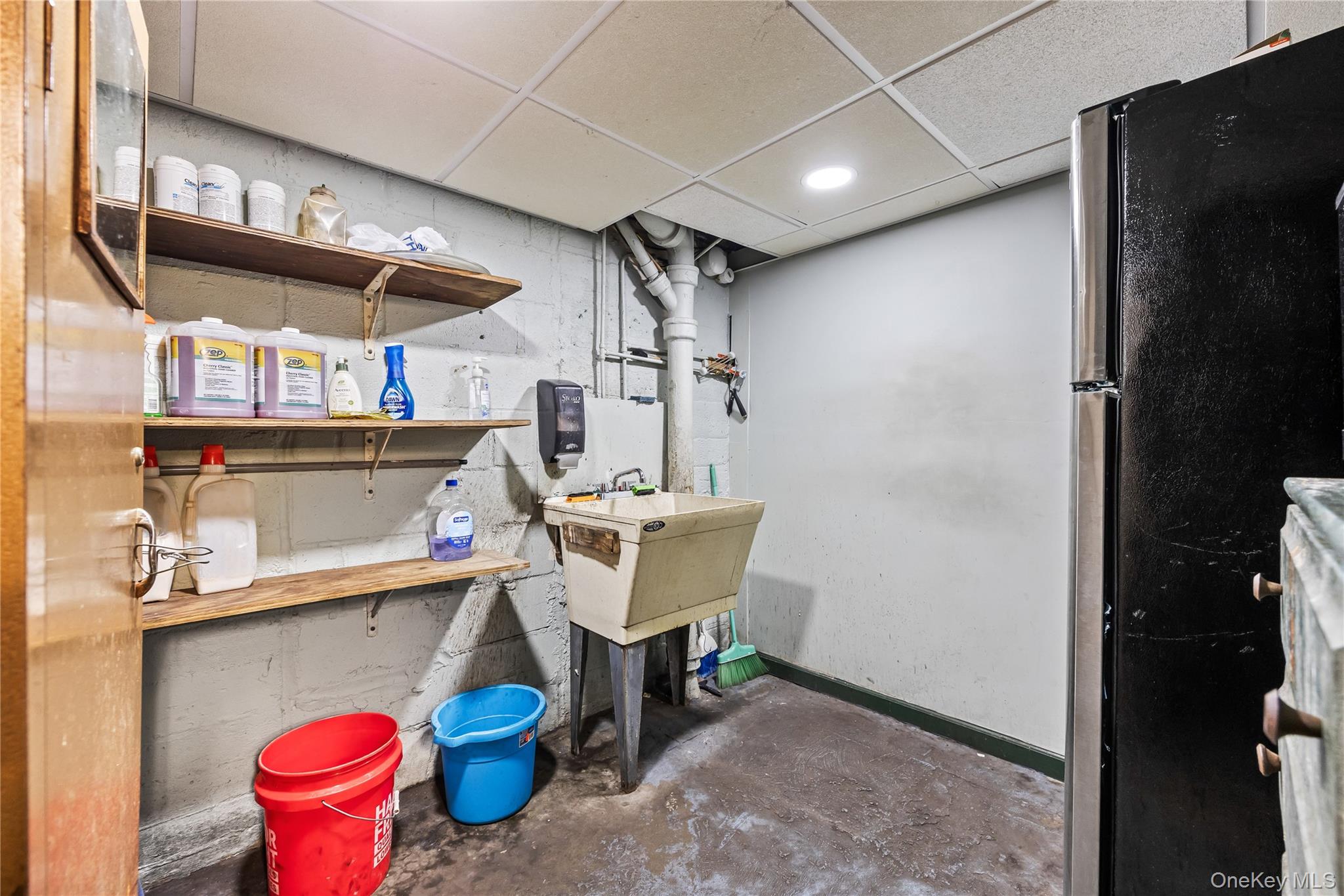 120 S 2nd Street, New Hyde Park, NY 11040