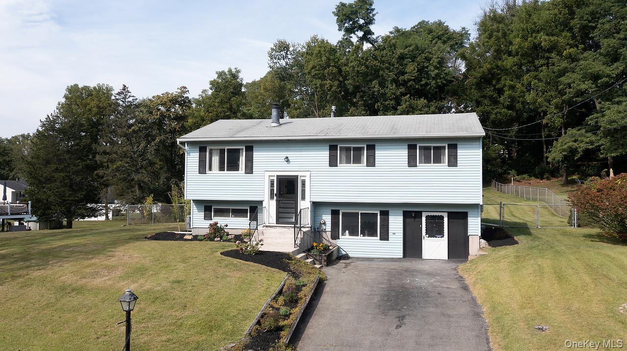 72 Cardinal Drive, Poughkeepsie, NY 12601