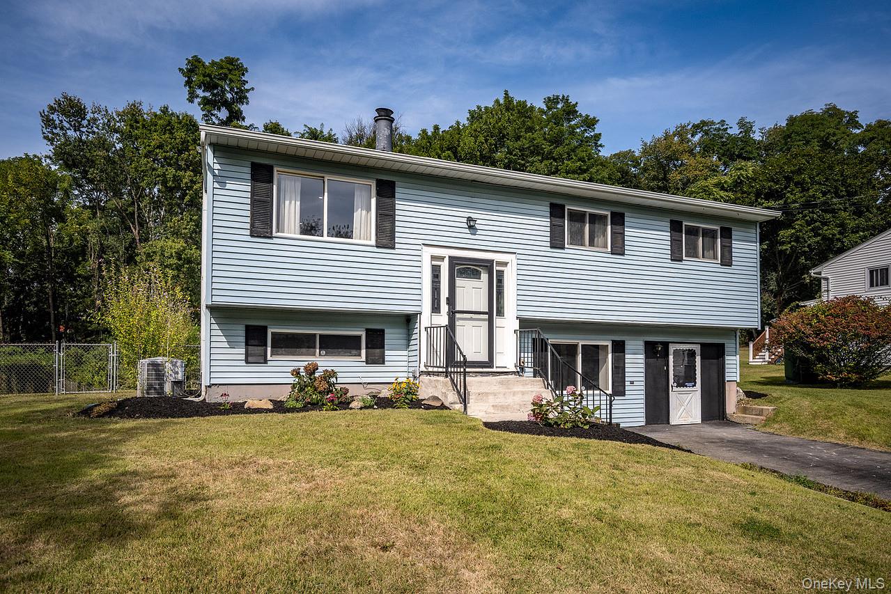 72 Cardinal Drive, Poughkeepsie, NY 12601