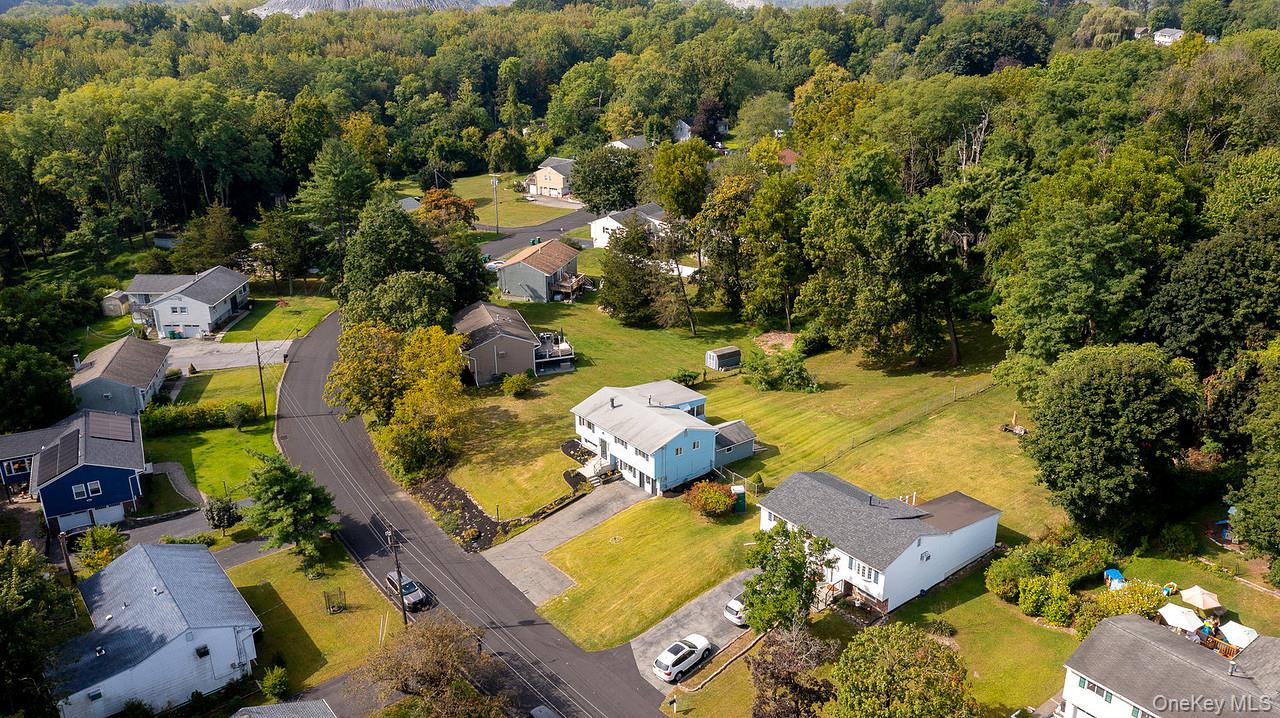 72 Cardinal Drive, Poughkeepsie, NY 12601