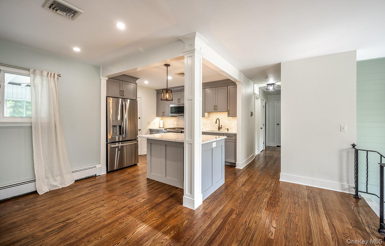 72 Cardinal Drive, Poughkeepsie, NY 12601