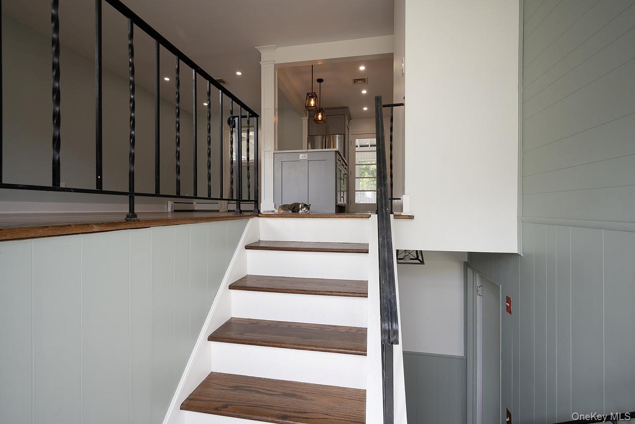 72 Cardinal Drive, Poughkeepsie, NY 12601