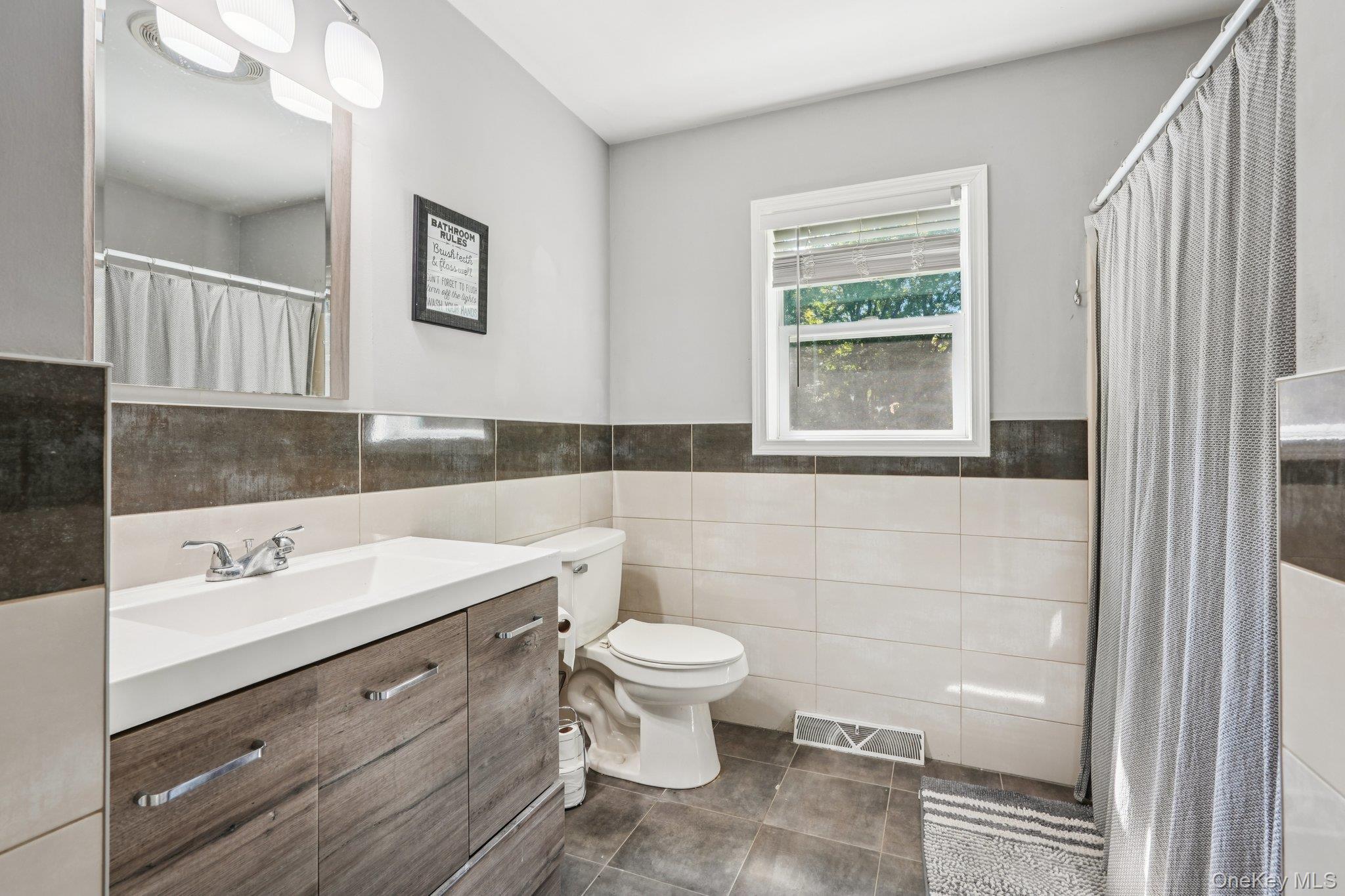 41 Sherman Avenue, Walden, NY 12586