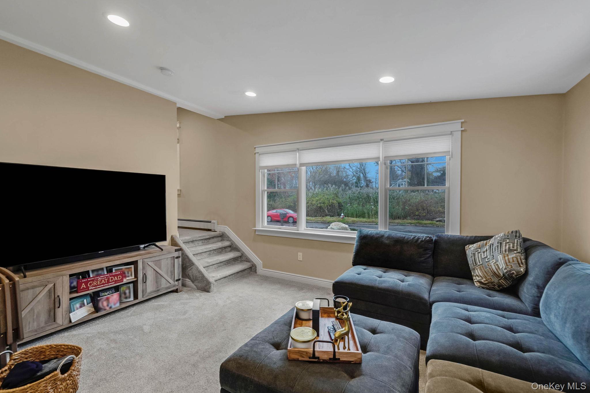 20 Tulip Road, Kings Park, NY 11754