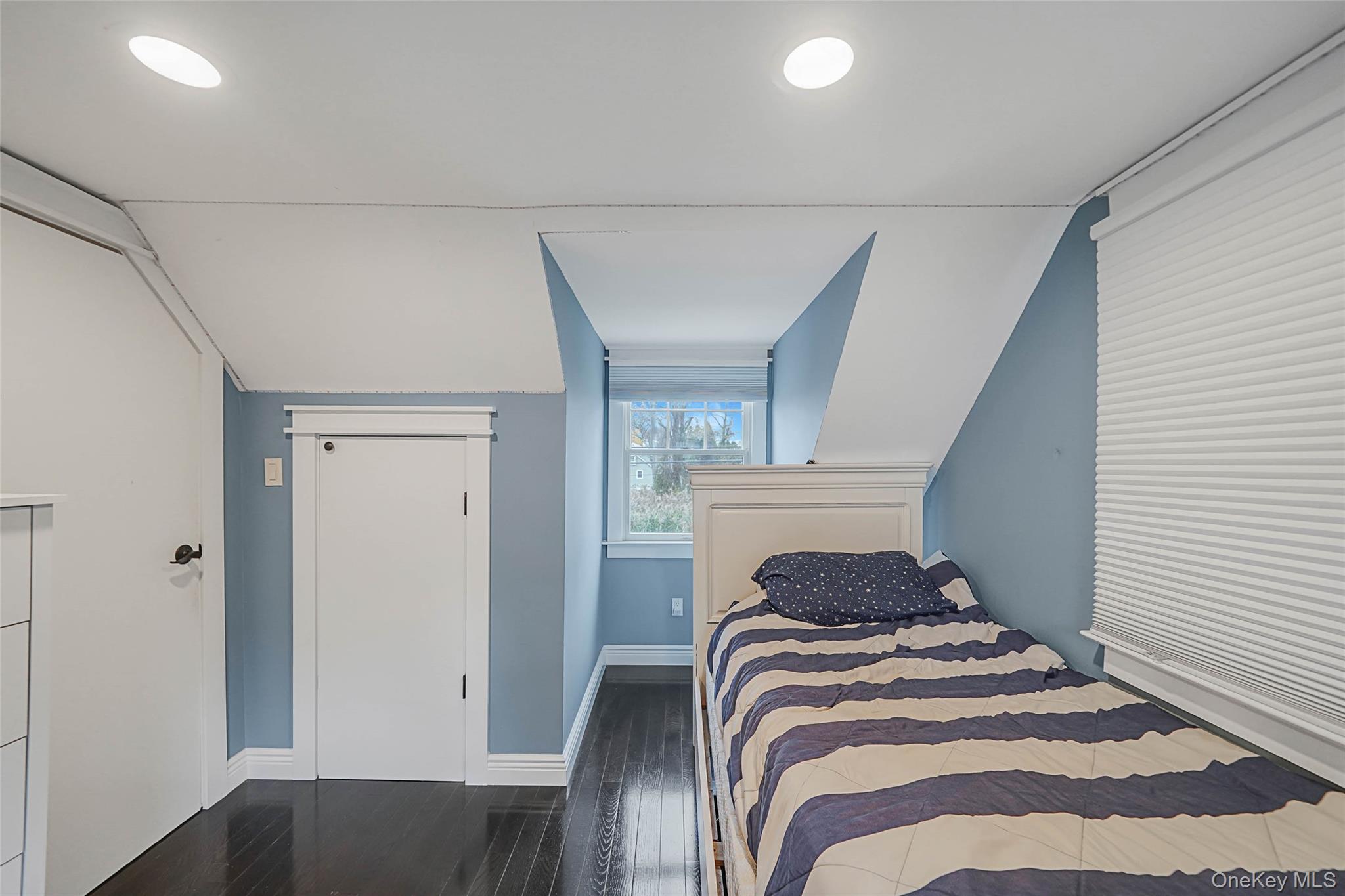 20 Tulip Road, Kings Park, NY 11754