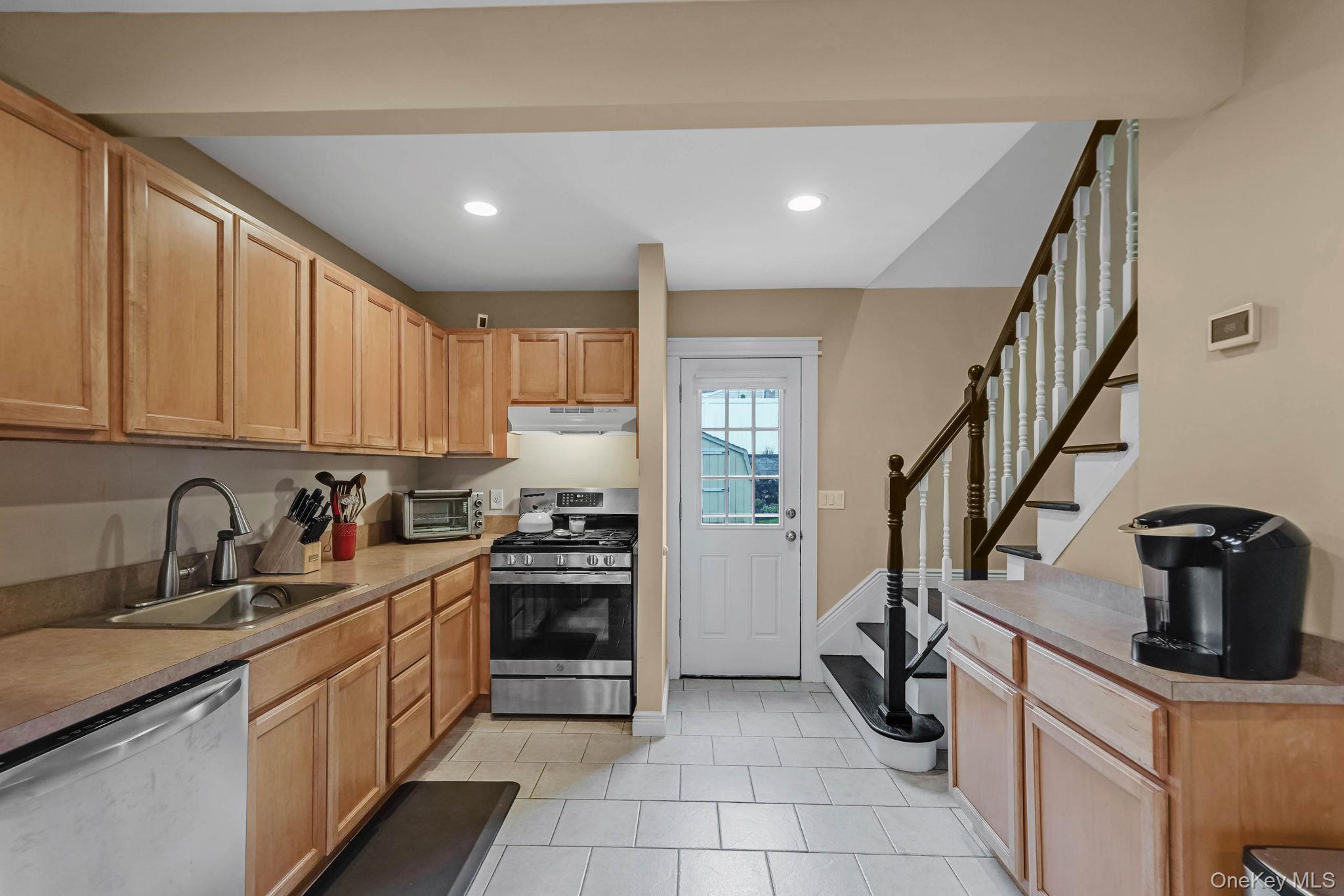 20 Tulip Road, Kings Park, NY 11754