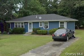 30 Carver Boulevard, Bellport, NY 11713