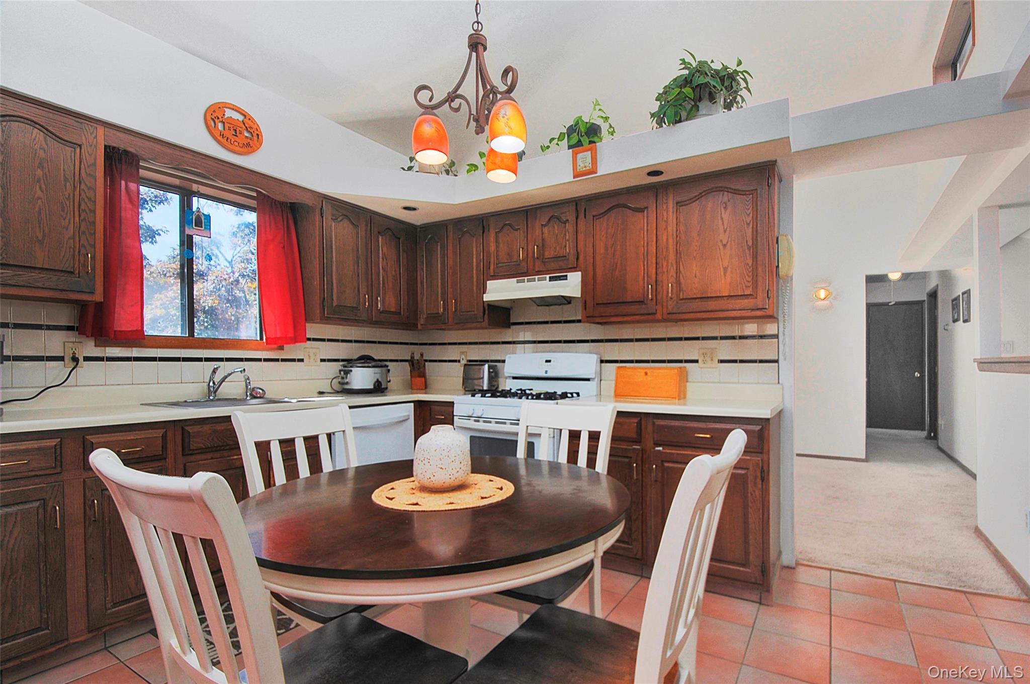 35 Guernsey Drive, New Windsor, NY 12553