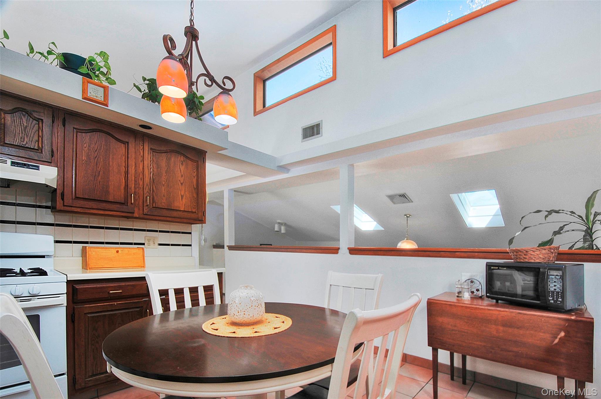 35 Guernsey Drive, New Windsor, NY 12553