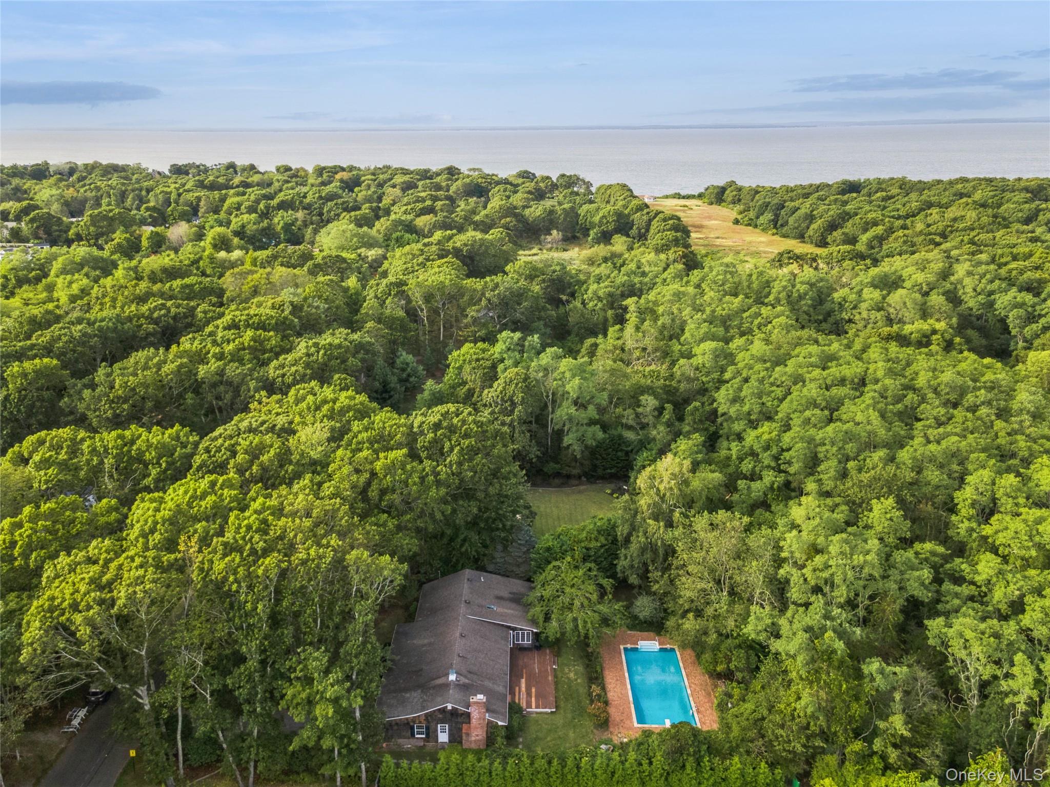 2190 Stars Road, East Marion, NY 11939