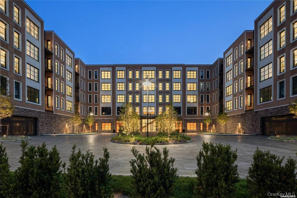 100 Garvies Point Road # 1202, Glen Cove, NY 11542