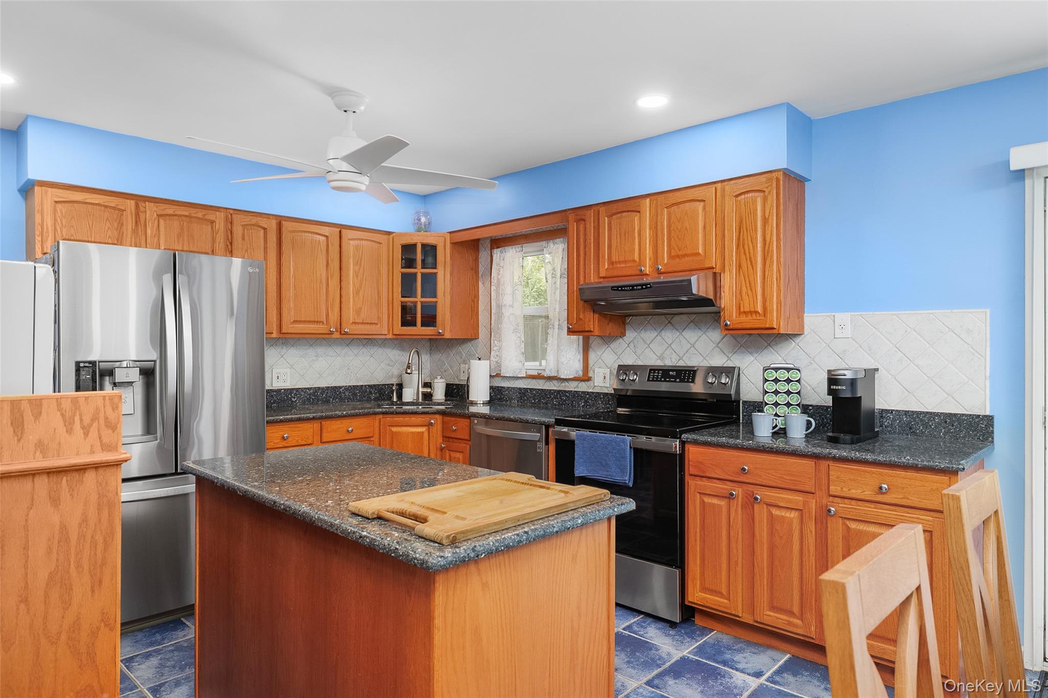 44 Juniper Avenue, Ronkonkoma, NY 11779