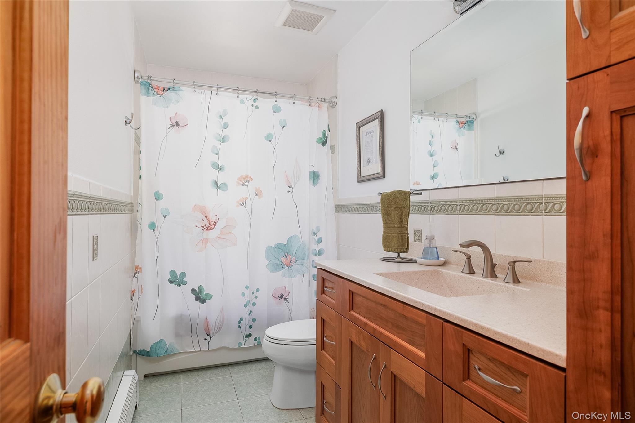 44 Juniper Avenue, Ronkonkoma, NY 11779