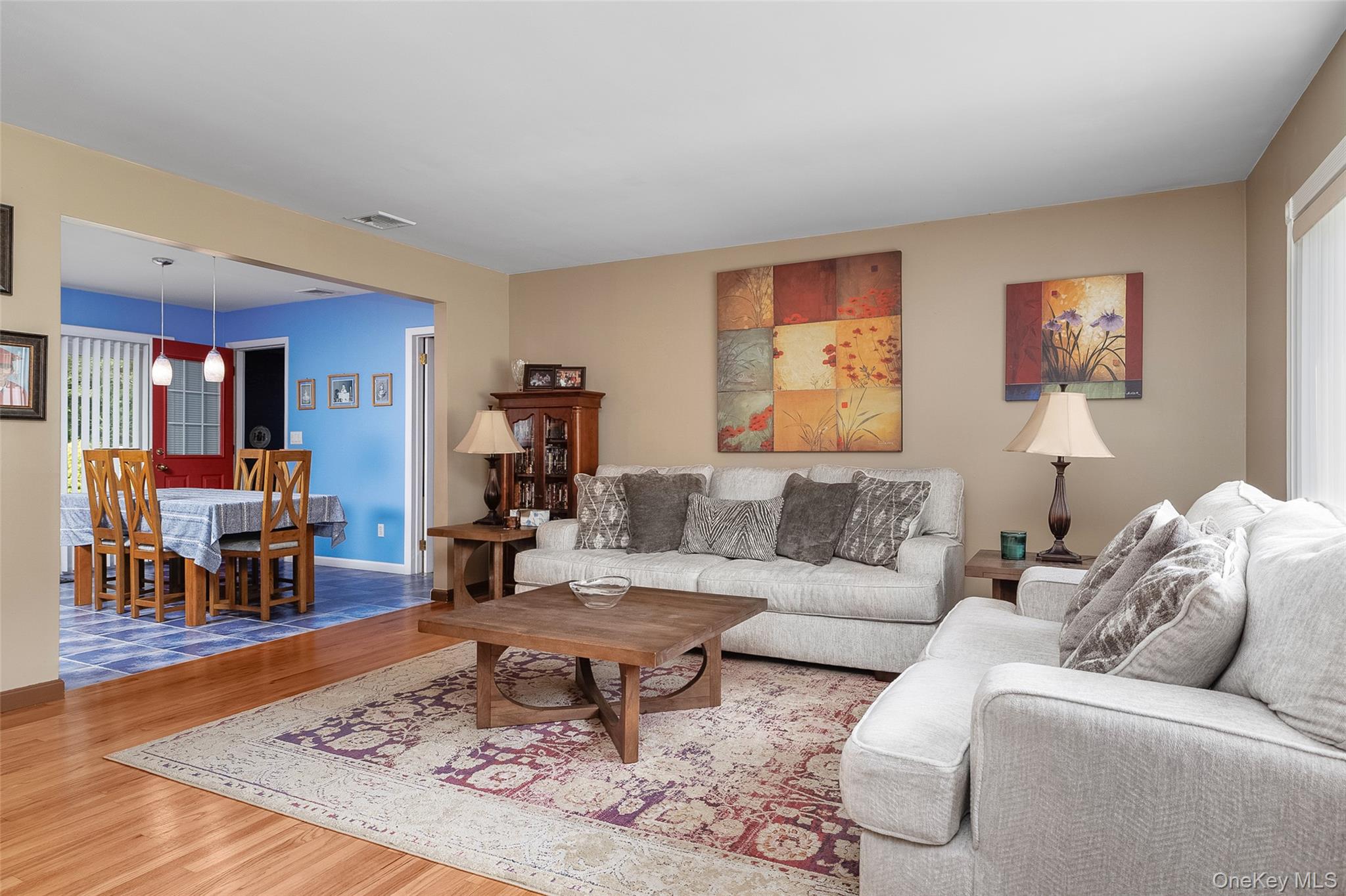 44 Juniper Avenue, Ronkonkoma, NY 11779