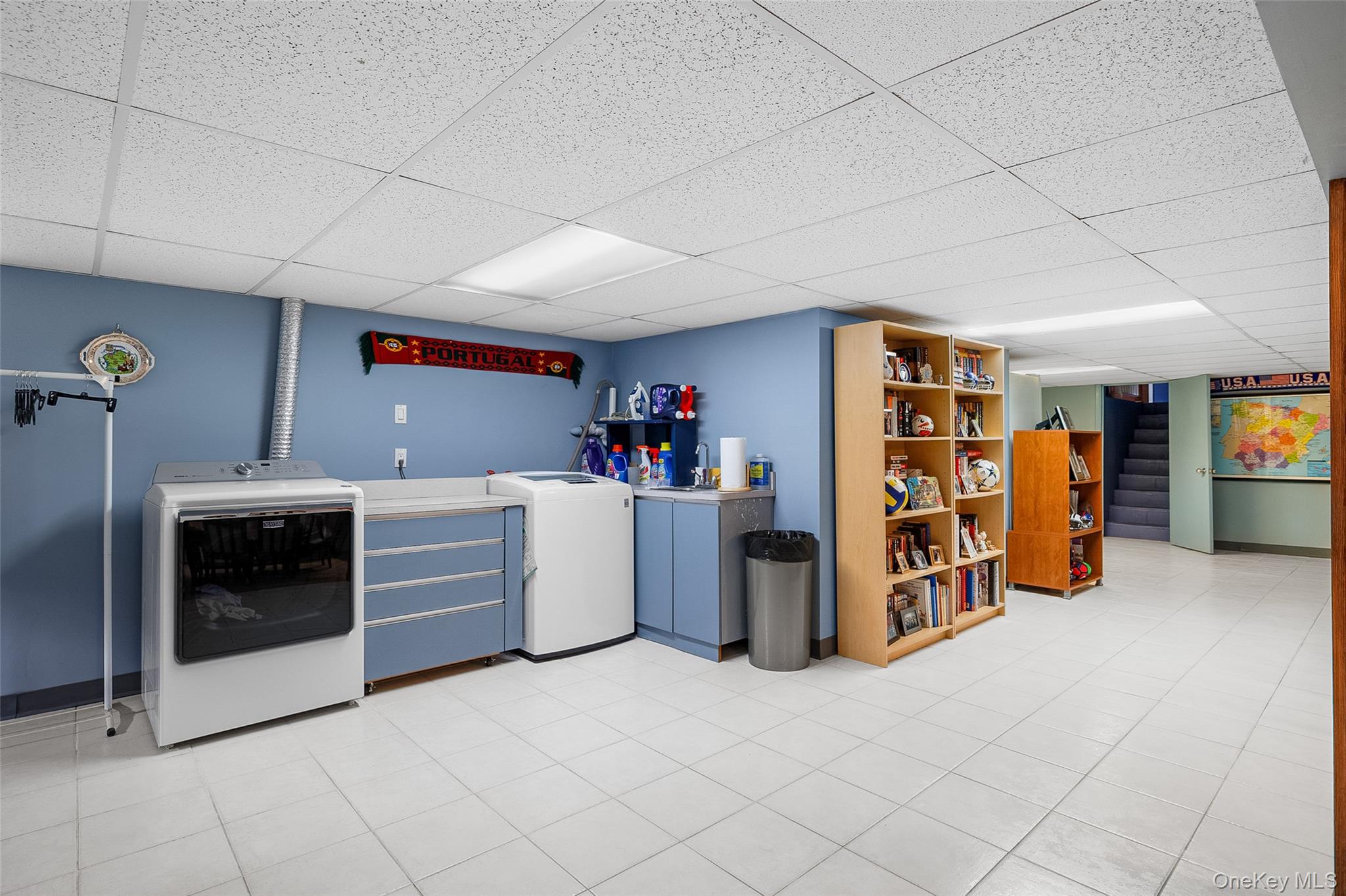 44 Juniper Avenue, Ronkonkoma, NY 11779