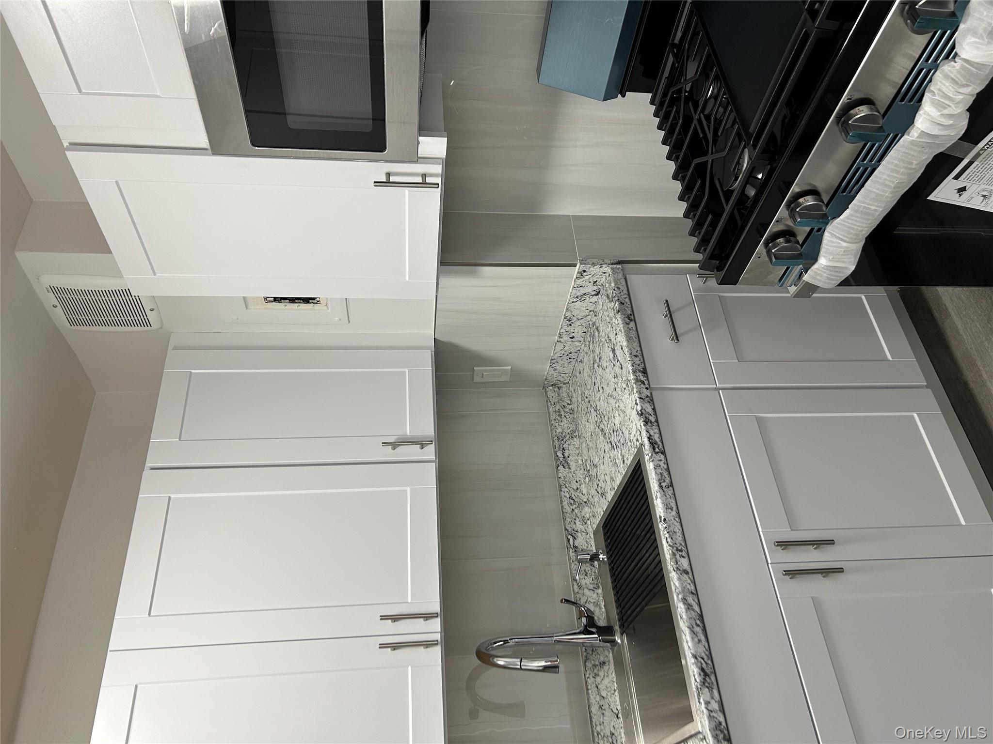 124 Smith Street # 1B, Freeport, NY 11520