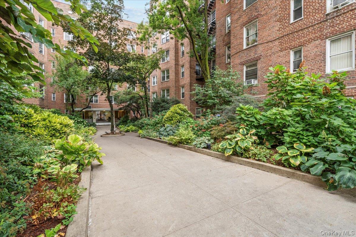 800 Grand Concourse # 1CN, Bronx, NY 10451