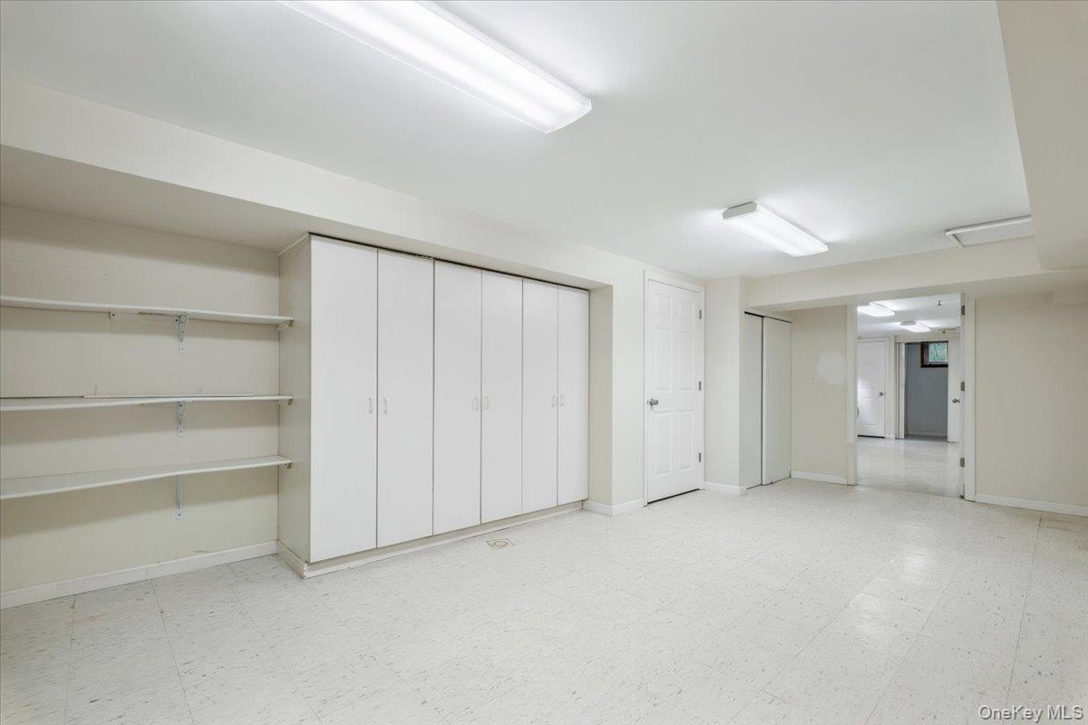 25 Park Drive, Putnam Valley, NY 10579