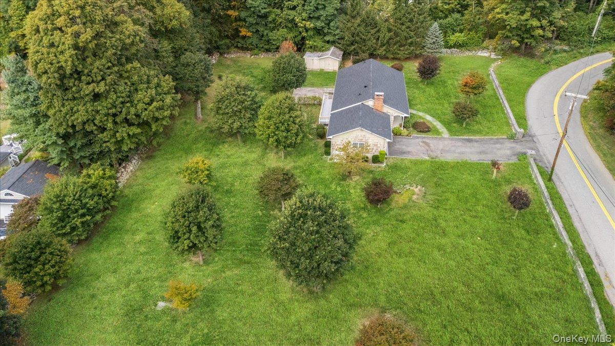 25 Park Drive, Putnam Valley, NY 10579