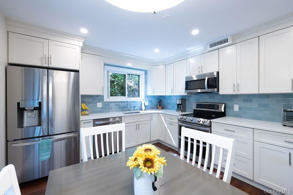 971 Heritage Hills # E, Somers, NY 10589