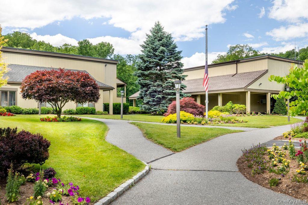 971 Heritage Hills # E, Somers, NY 10589